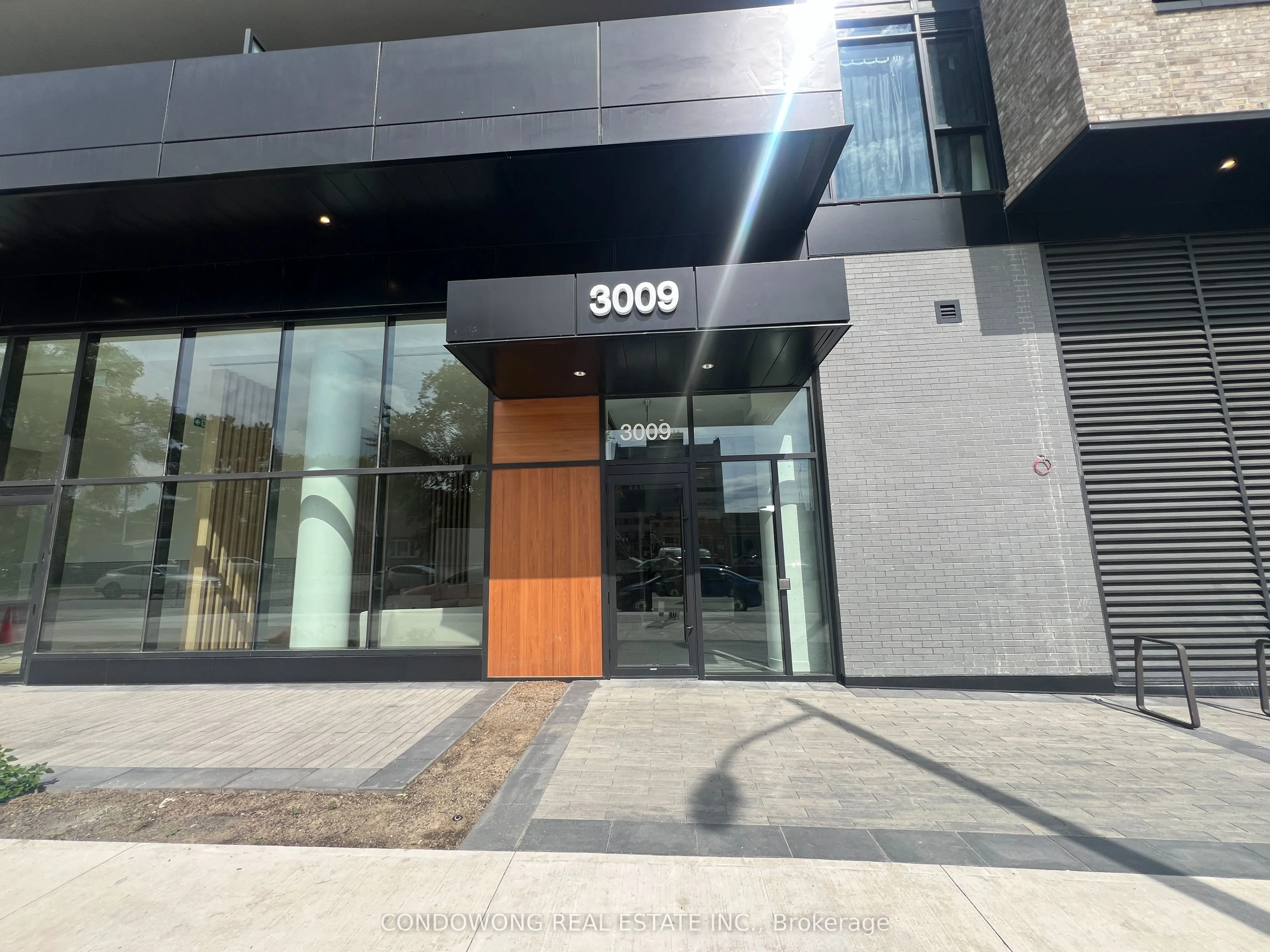3009 Novar Road, #528