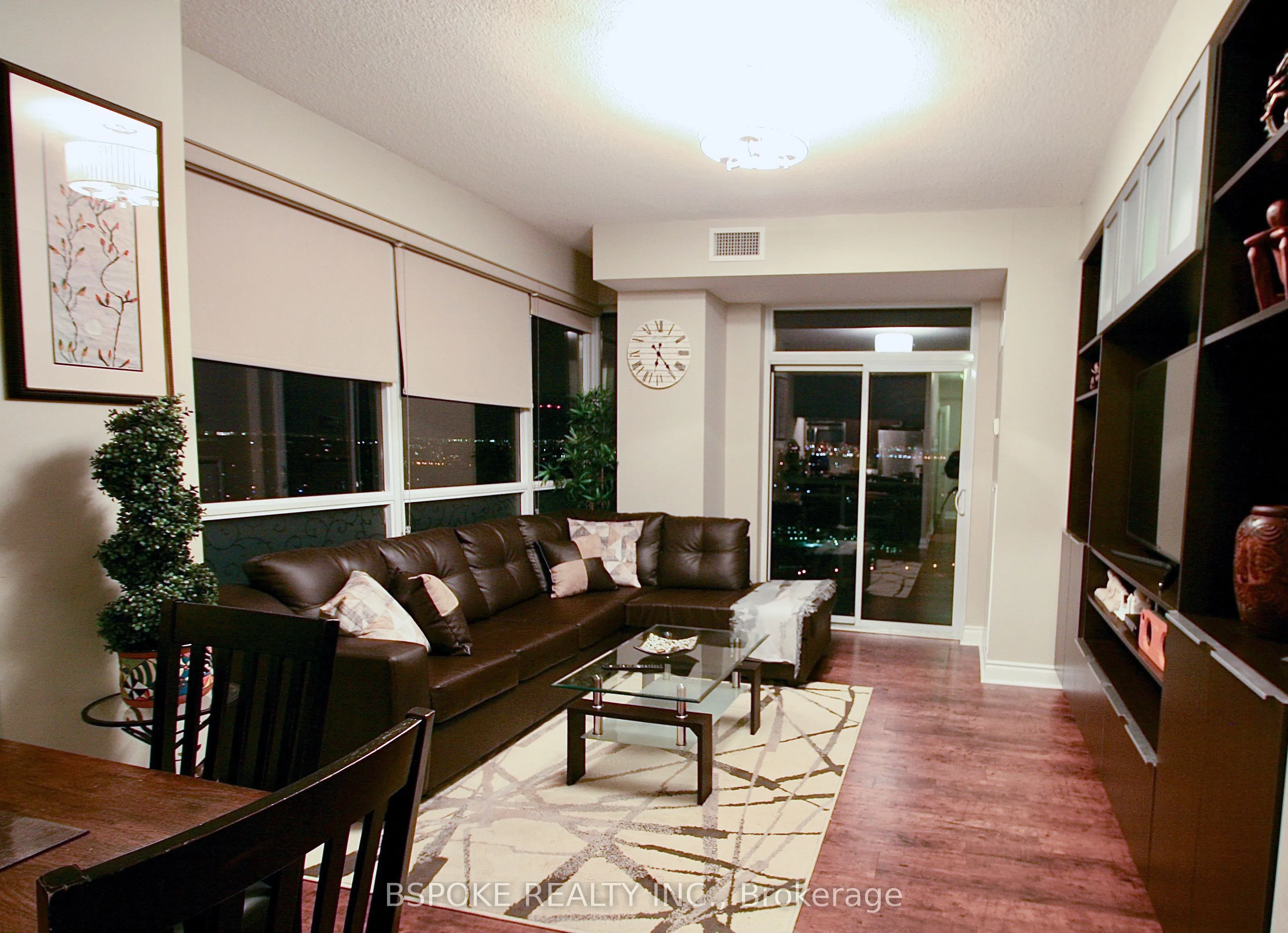 16 Brookers Lane, #3302