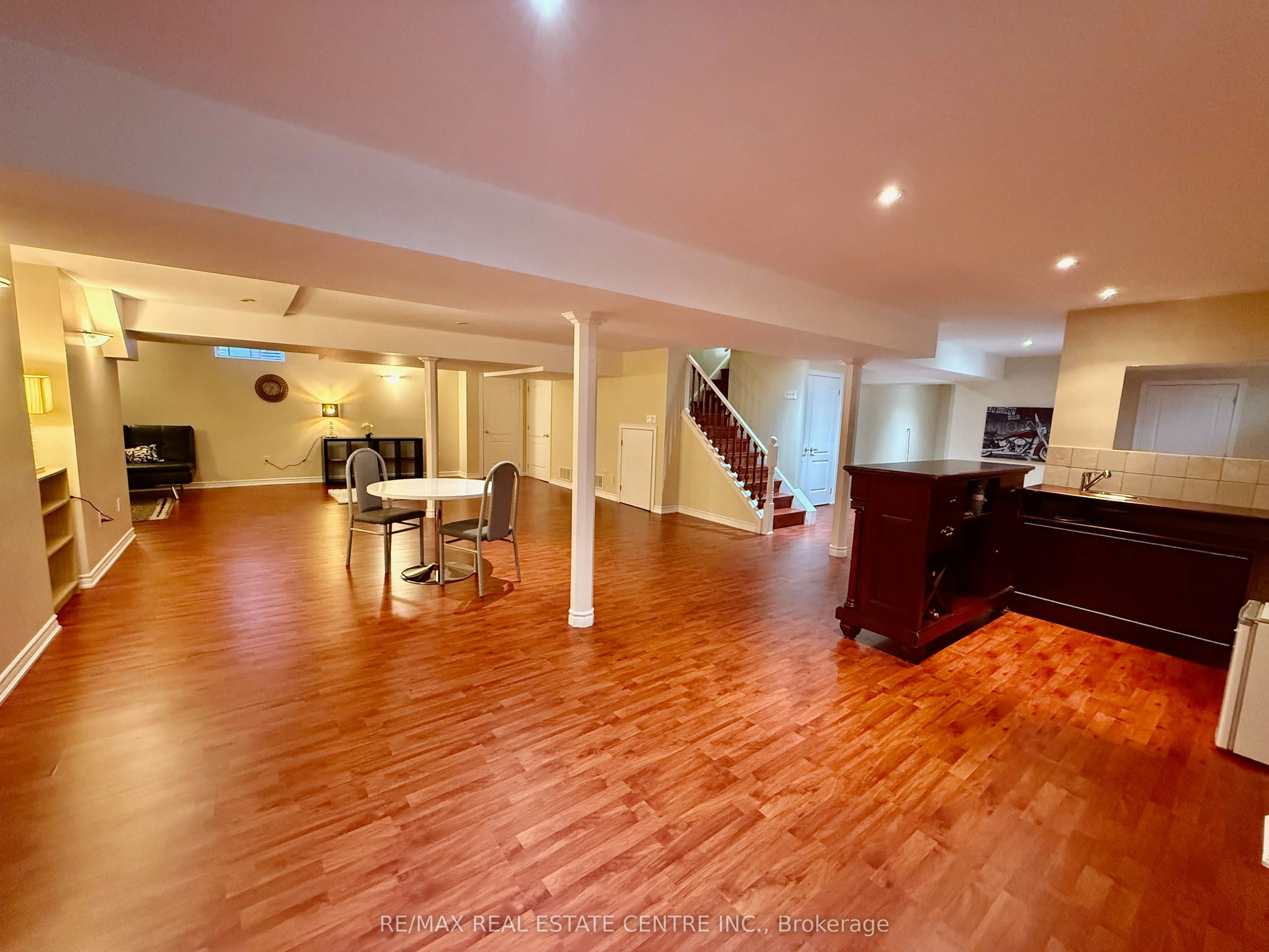 4273 Hickory Drive