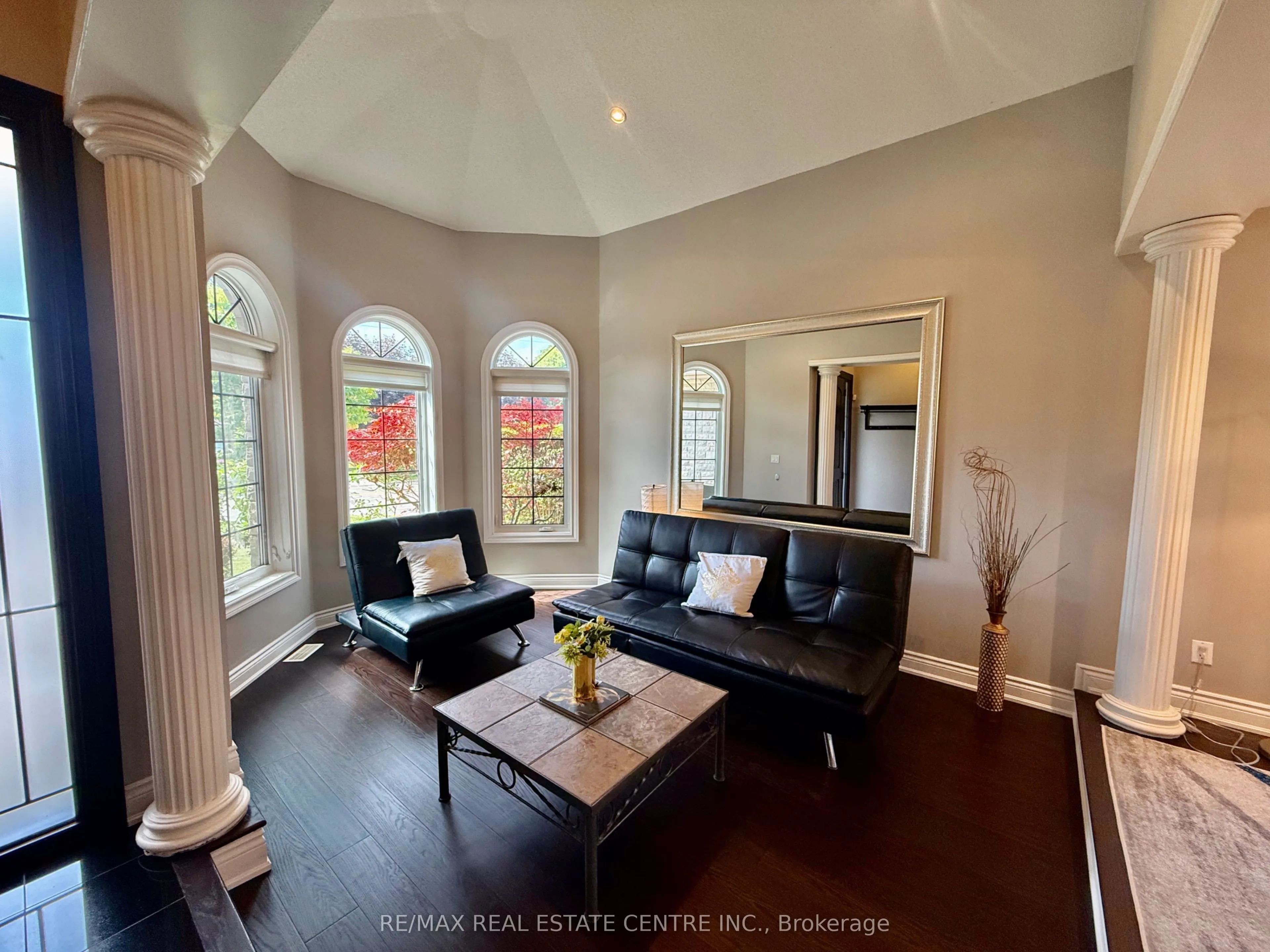 4273 Hickory Drive