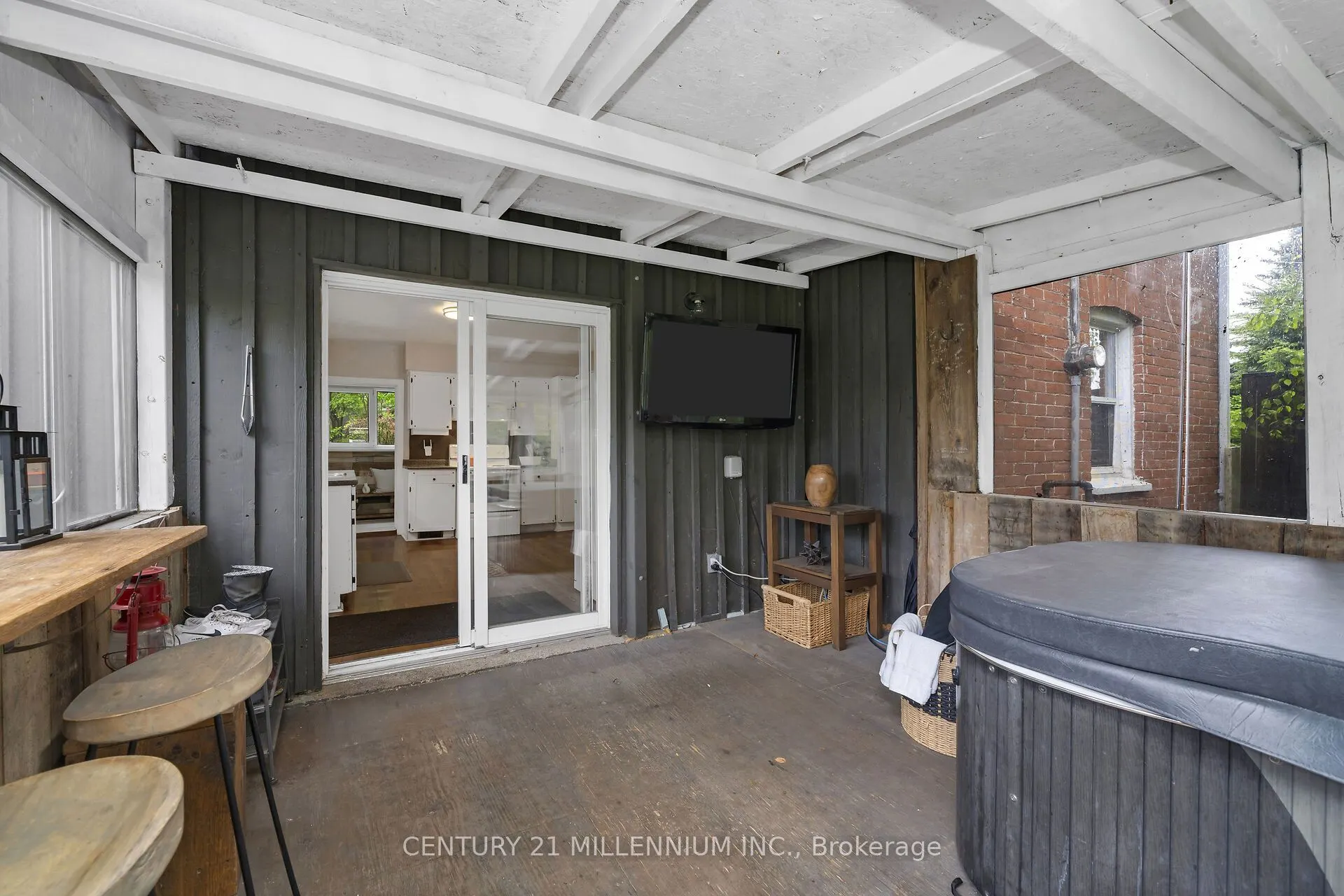 1551 Queen Street E