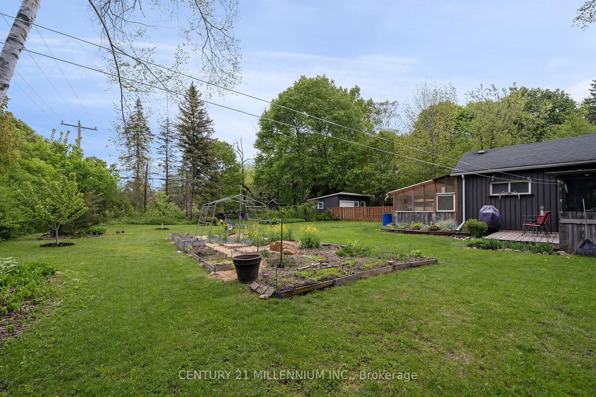 1551 Queen Street E