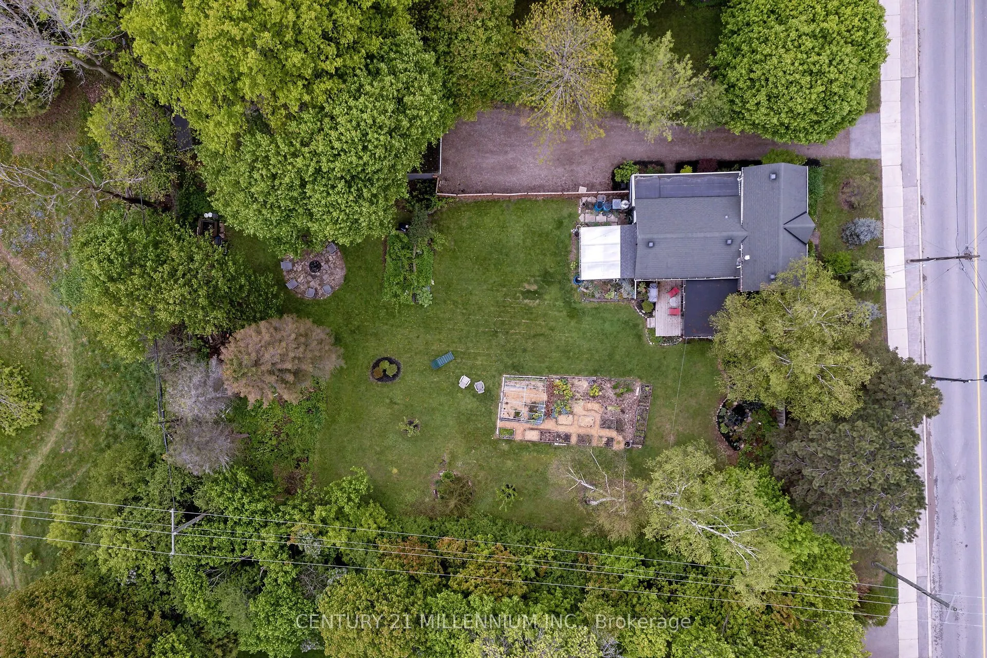 1551 Queen Street E