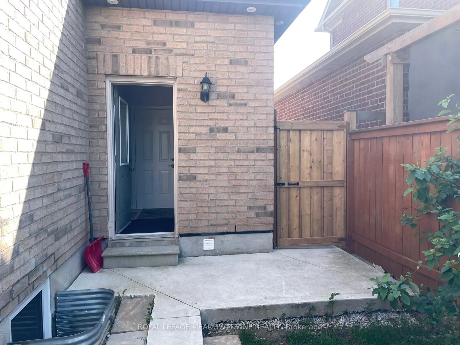381 Baylis Court, #Basement