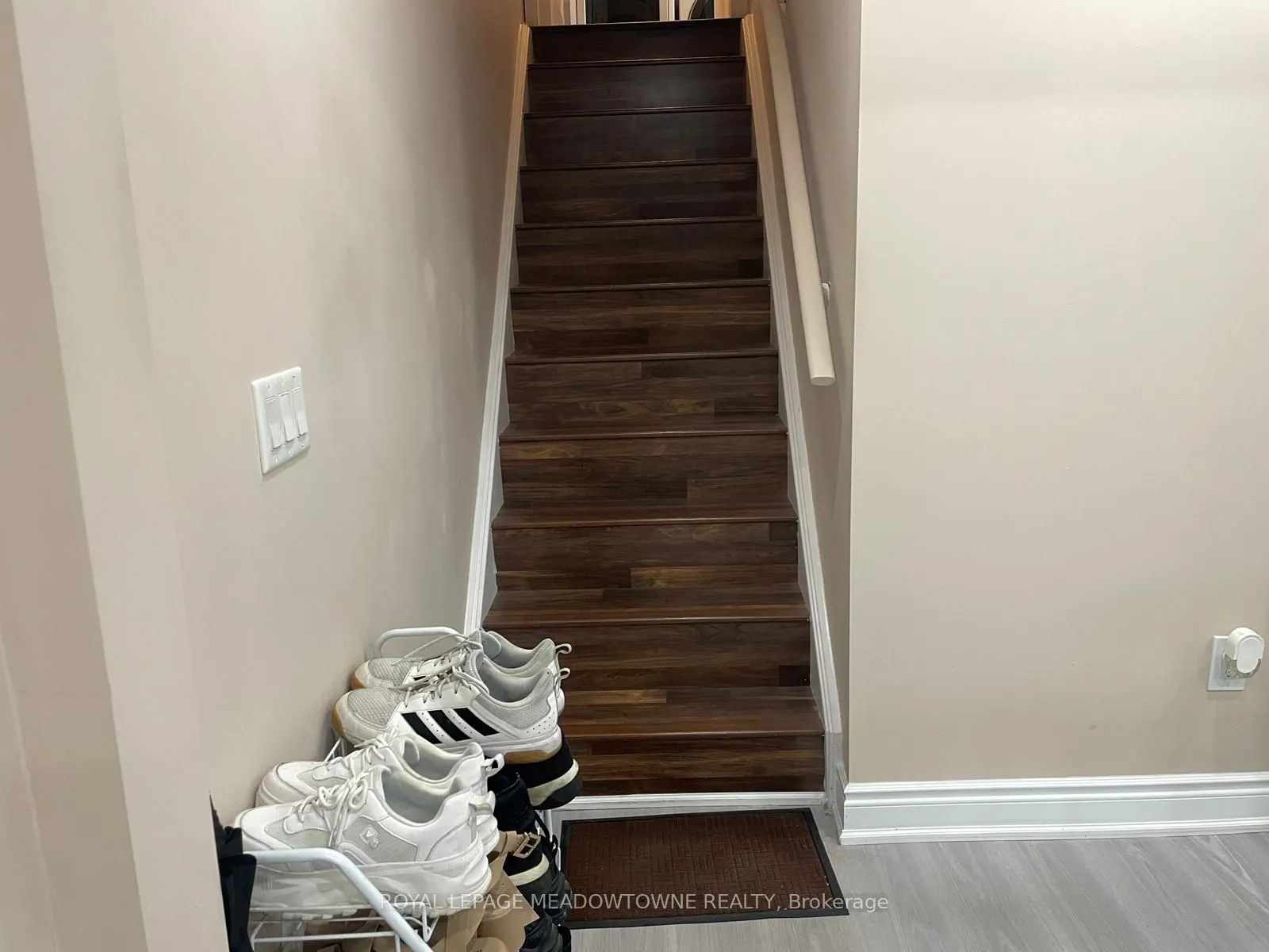 381 Baylis Court, #Basement