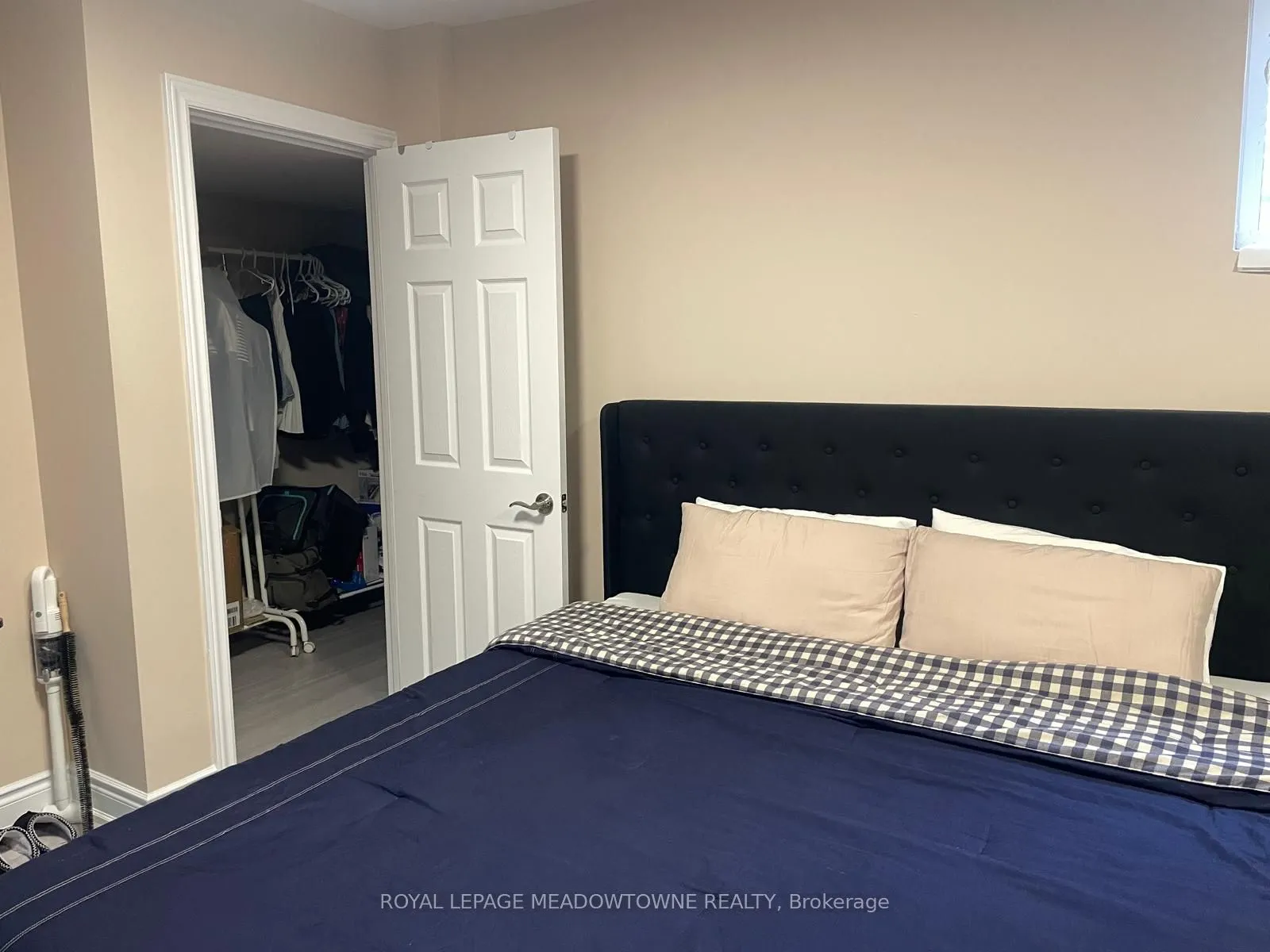 381 Baylis Court, #Basement