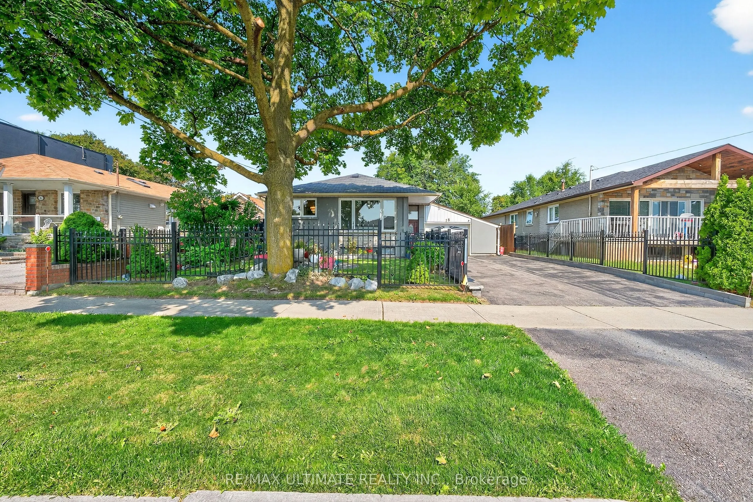 18 Courtwright Road