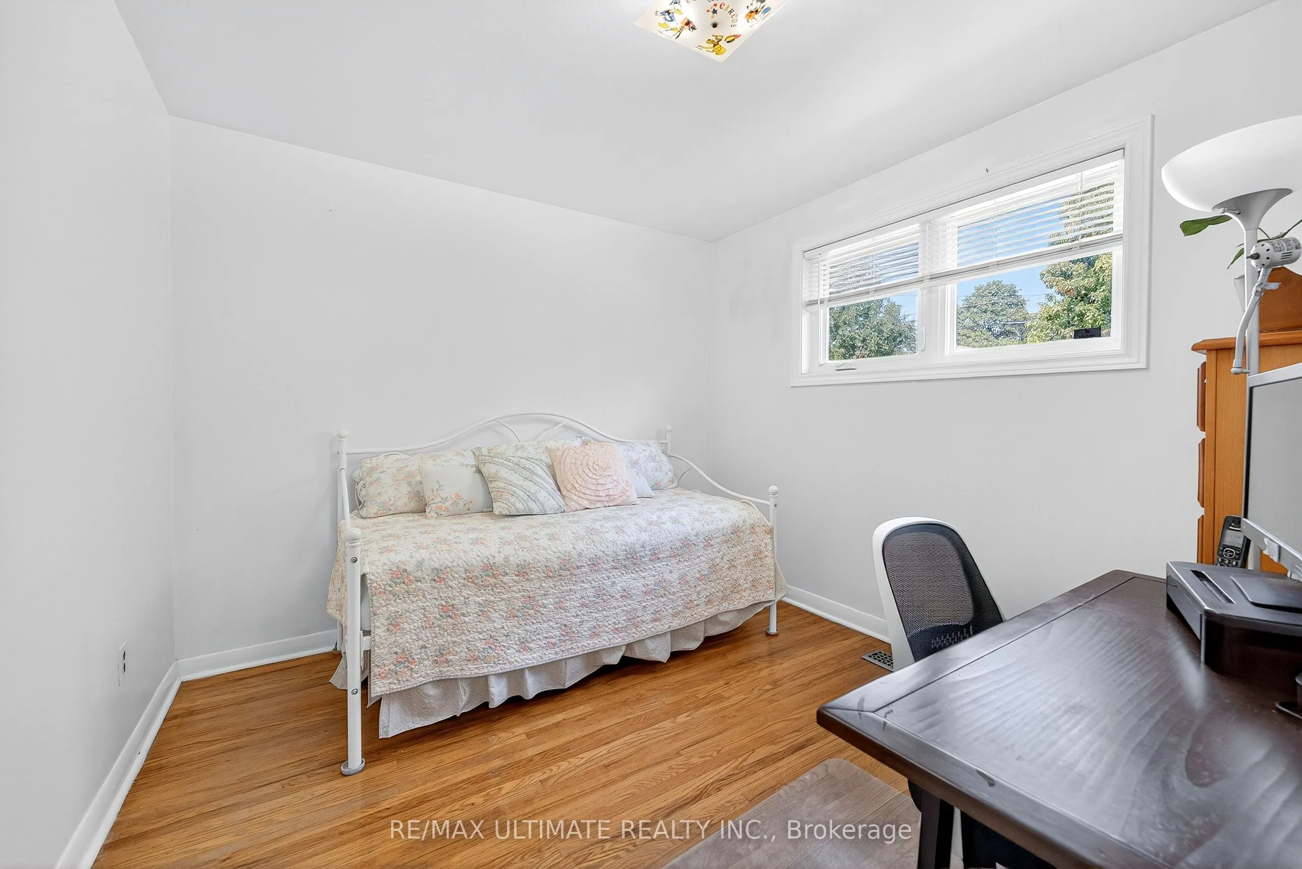 18 Courtwright Road