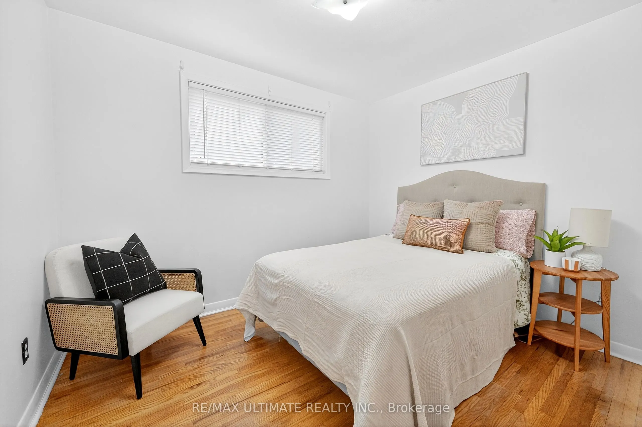 18 Courtwright Road