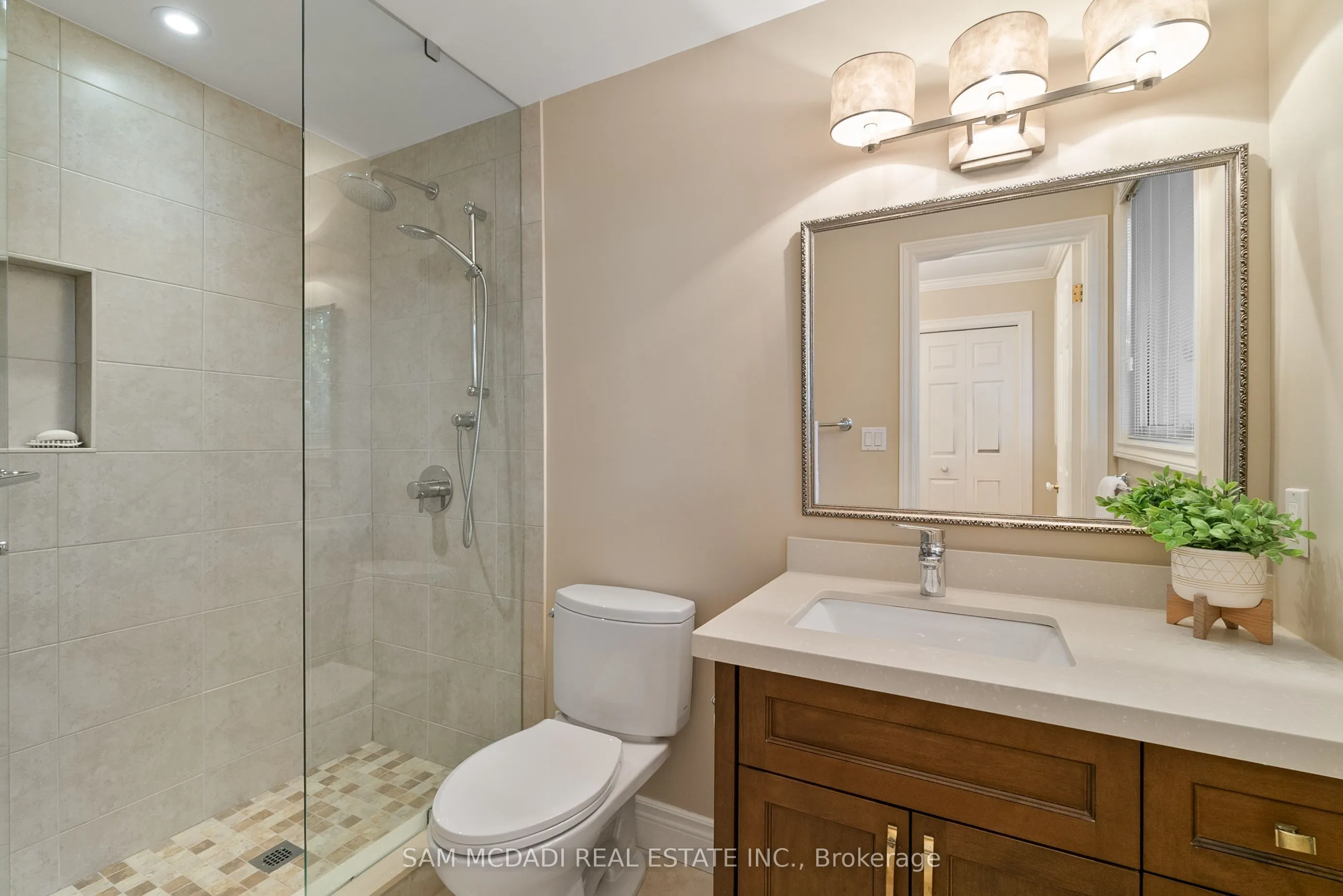 1383 Watersedge Road