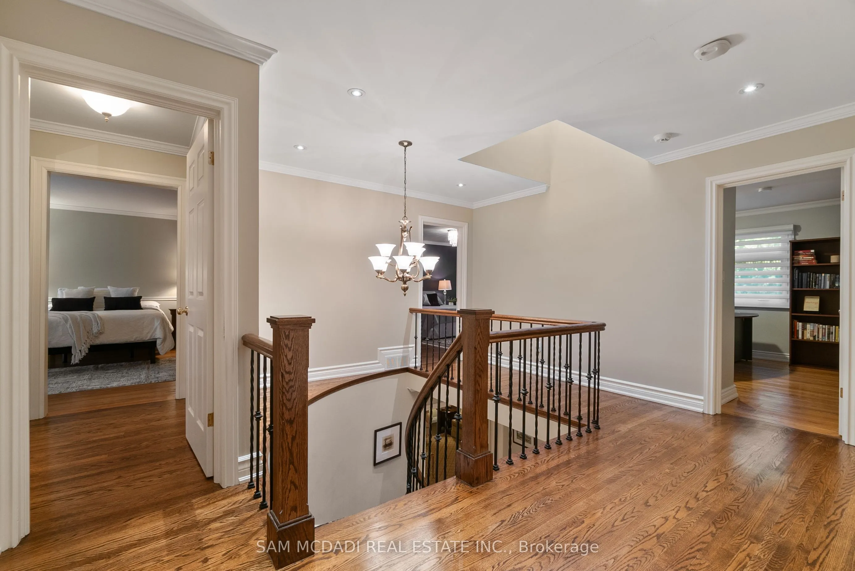 1383 Watersedge Road