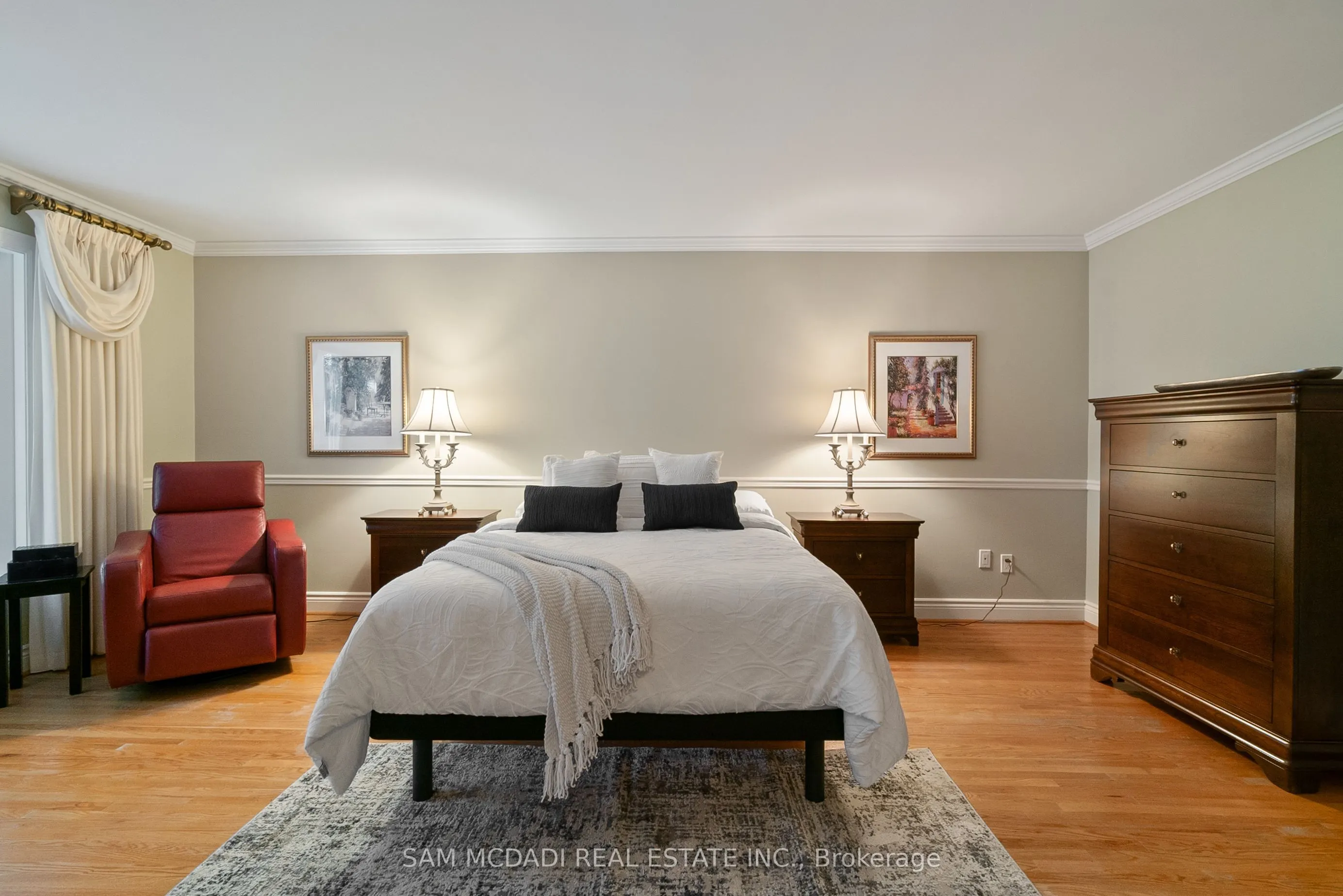 1383 Watersedge Road