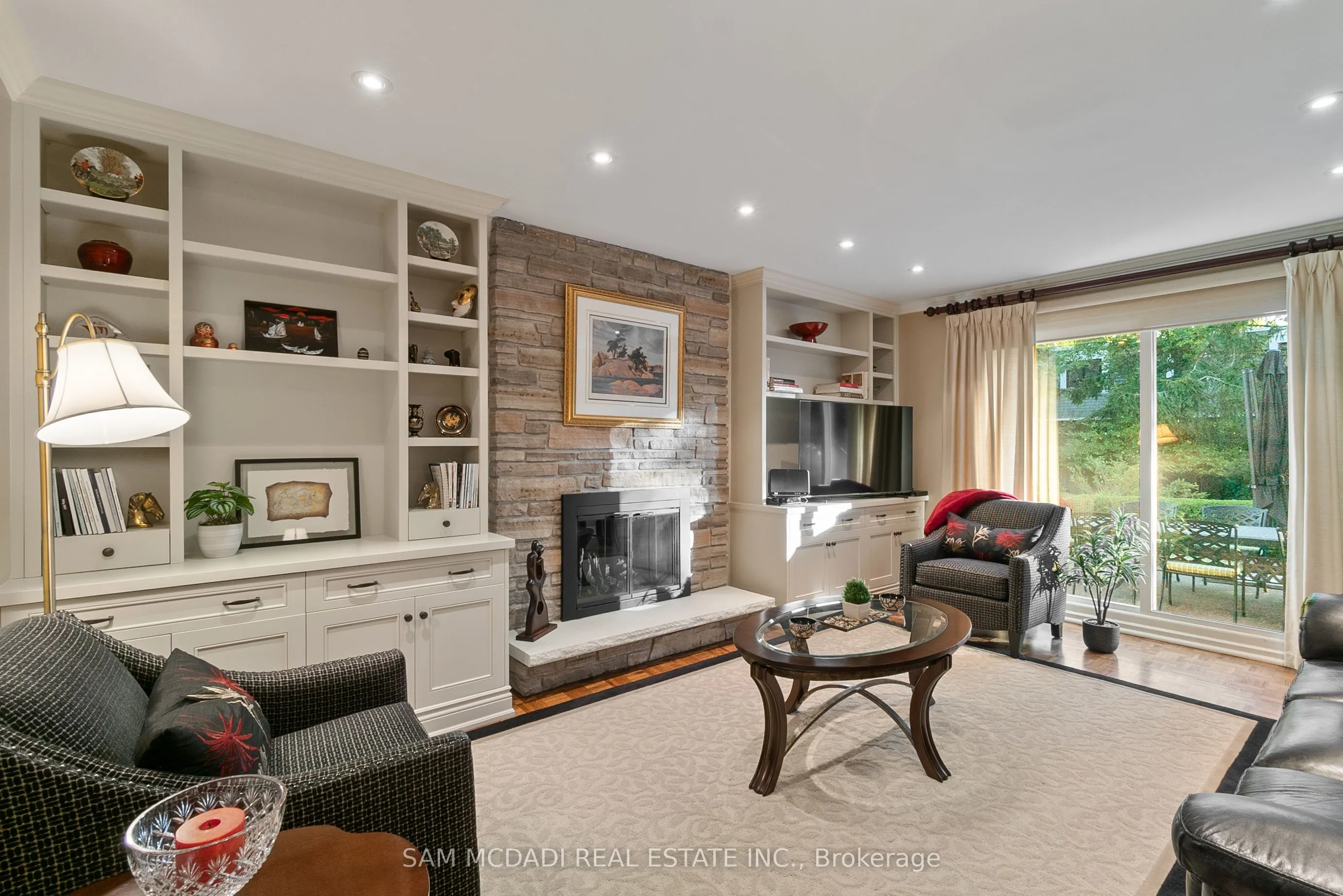 1383 Watersedge Road