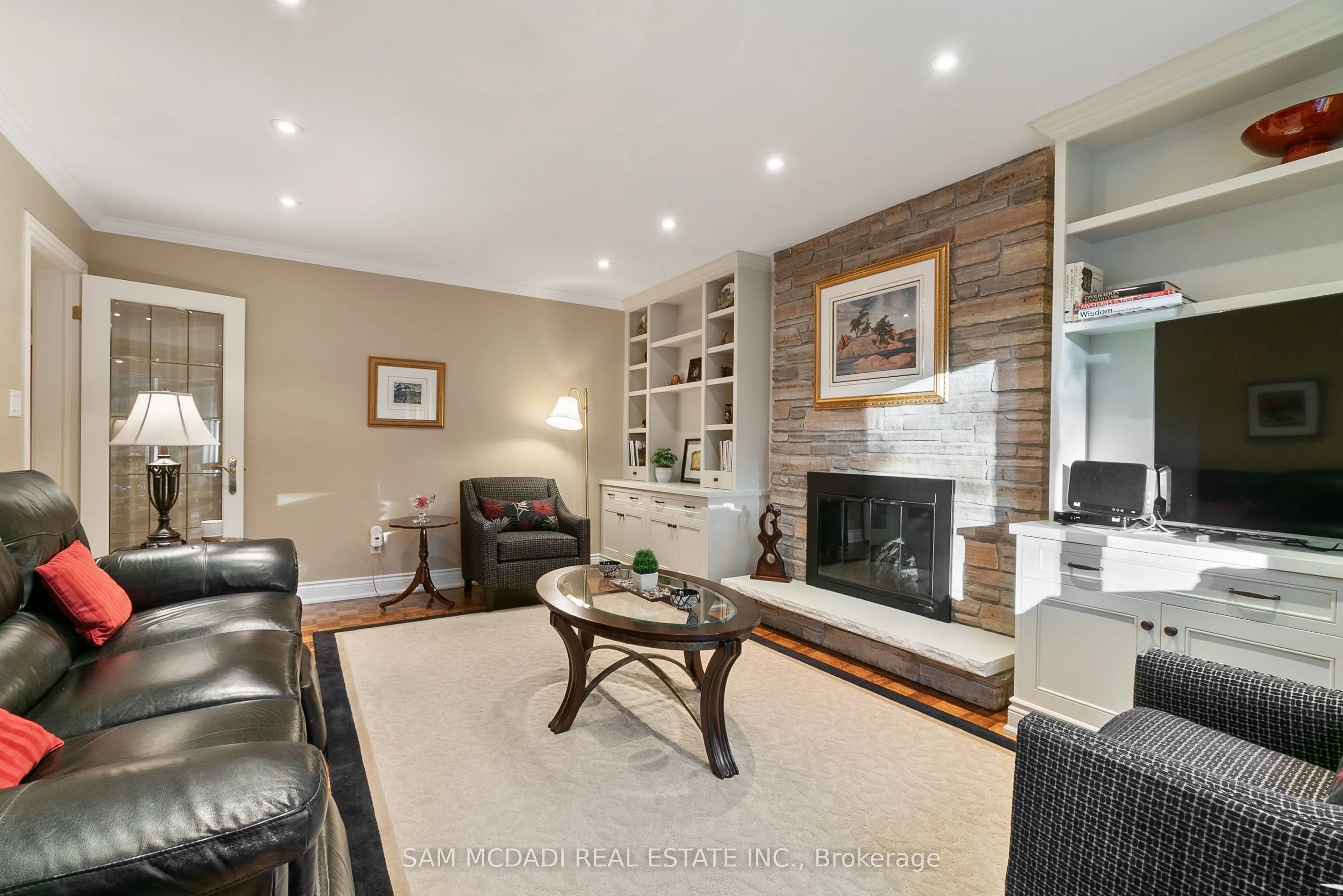 1383 Watersedge Road