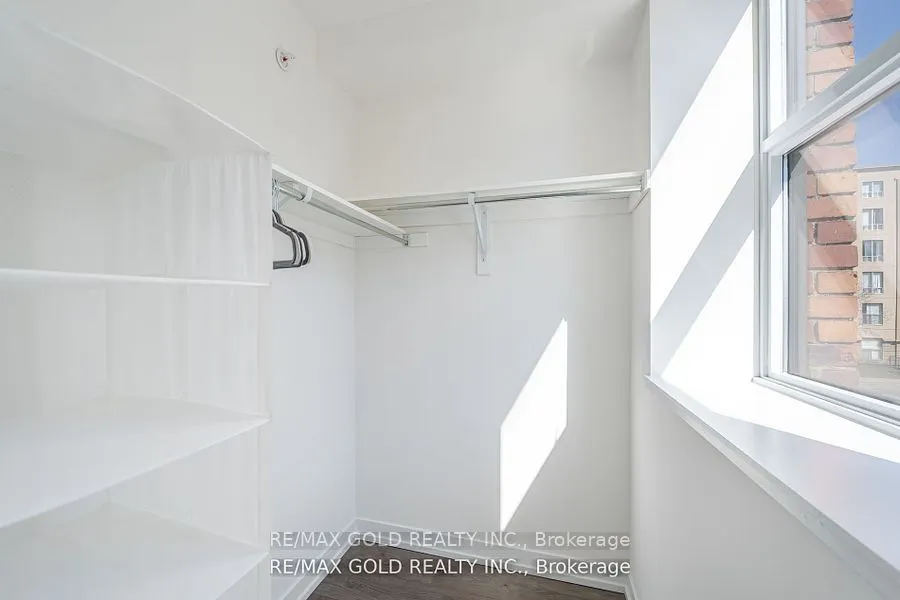 1410 Dupont Street, #325