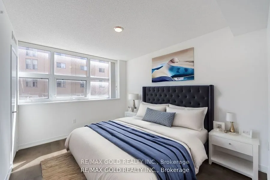 1410 Dupont Street, #325
