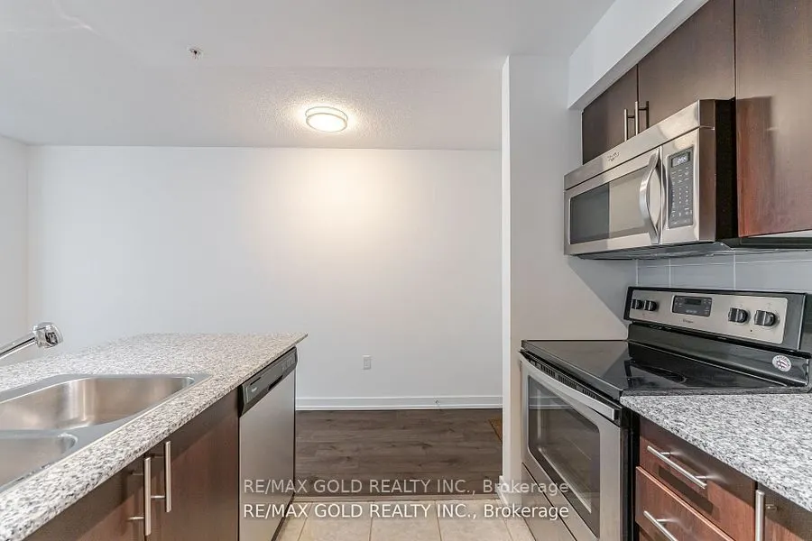 1410 Dupont Street, #325