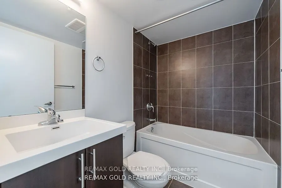 1410 Dupont Street, #325