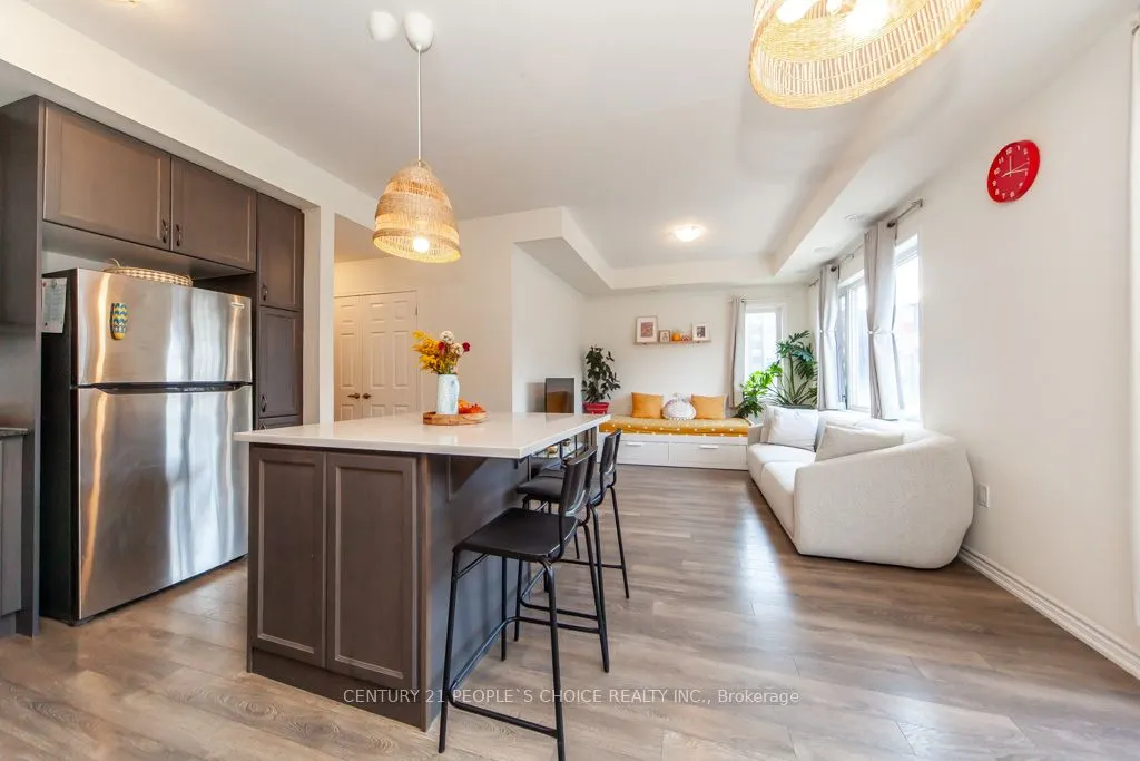 250 Lagerfeld Drive, #12