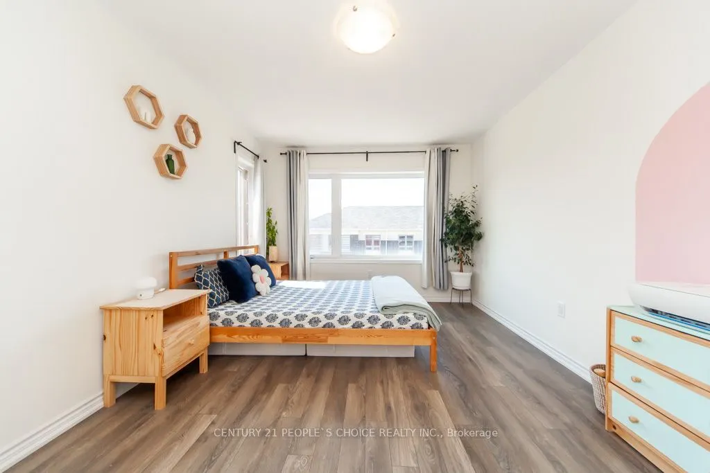 250 Lagerfeld Drive, #12