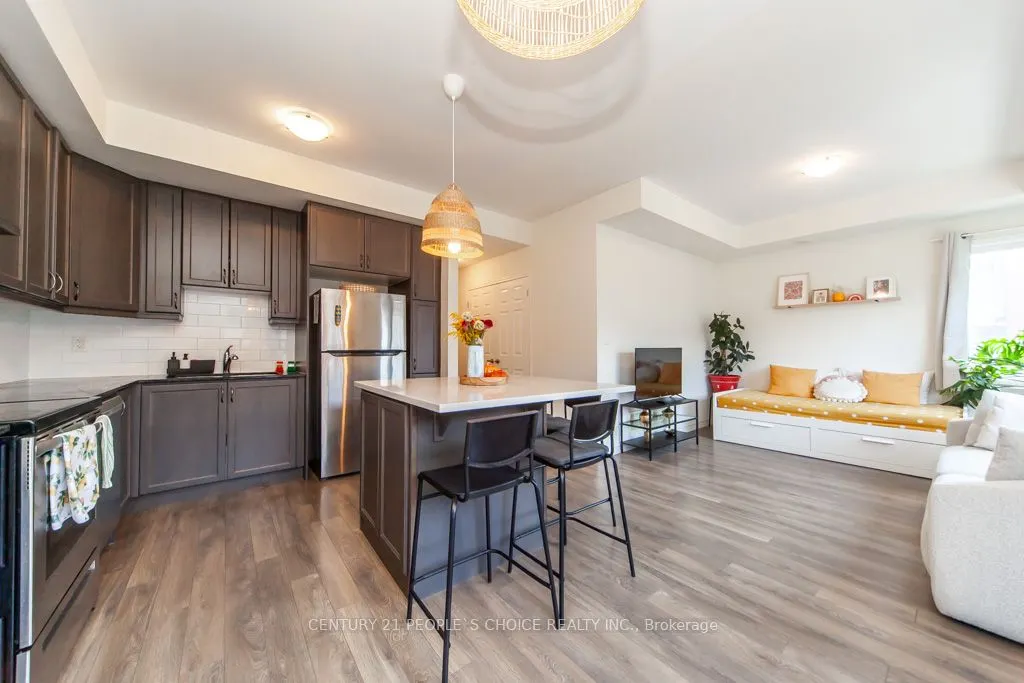 250 Lagerfeld Drive, #12