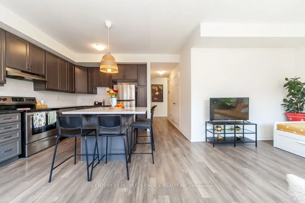 250 Lagerfeld Drive, #12