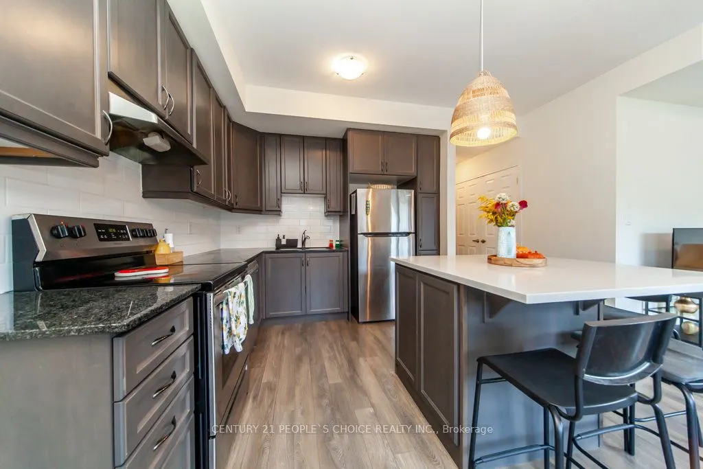250 Lagerfeld Drive, #12