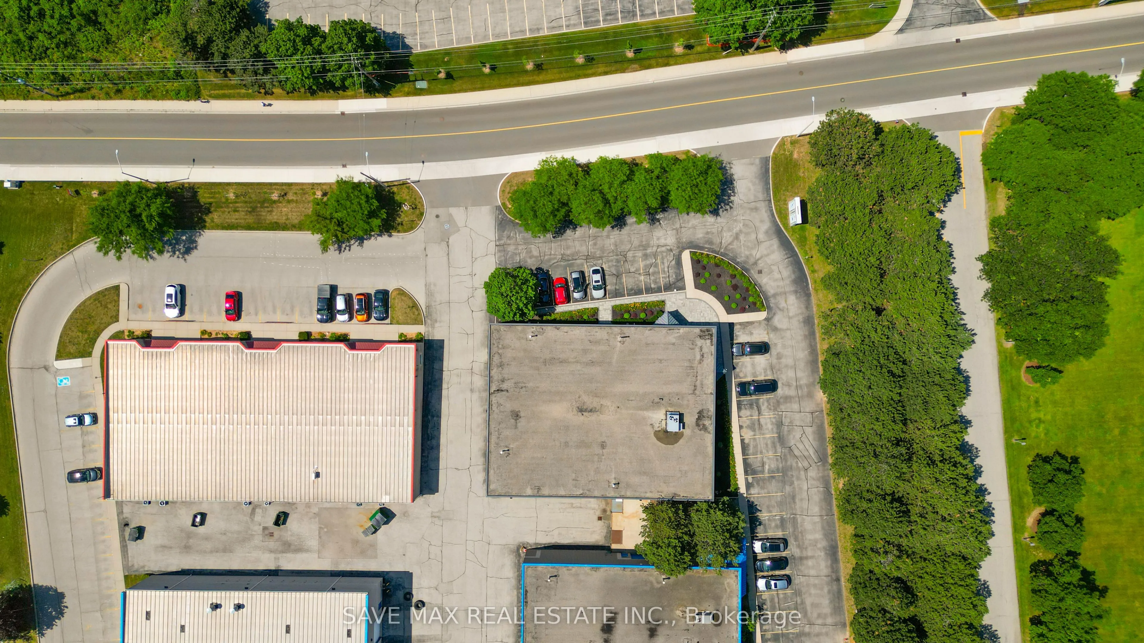 5044 South Service Road