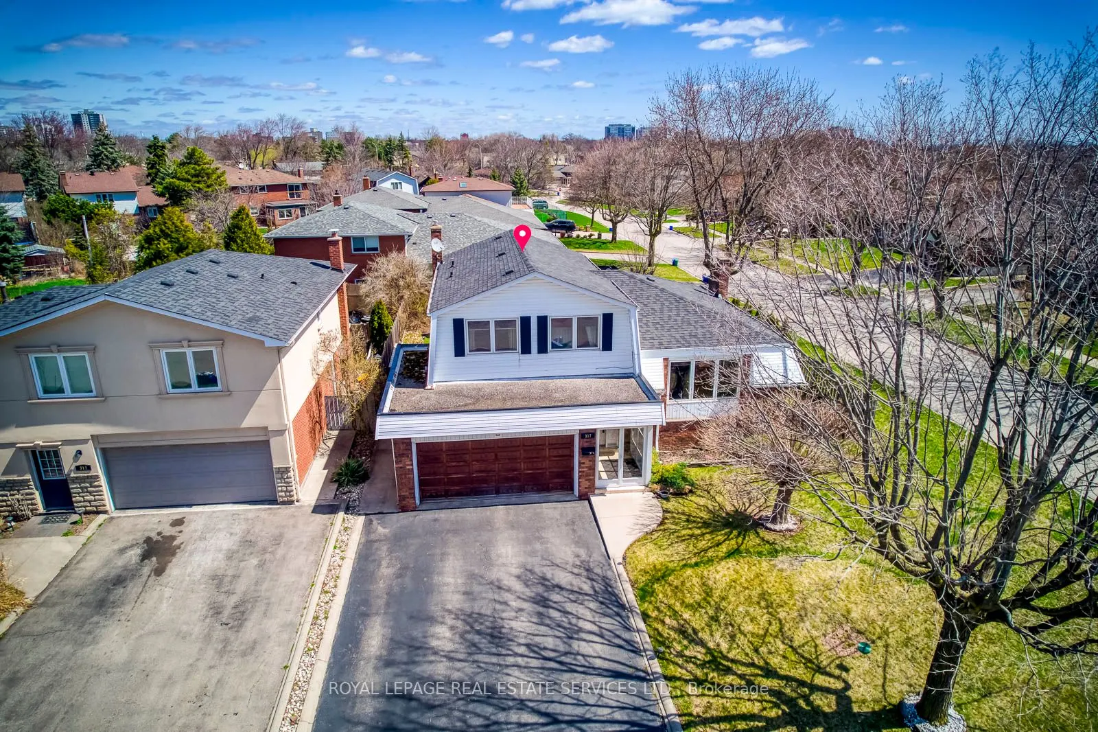 317 Ulric Crescent