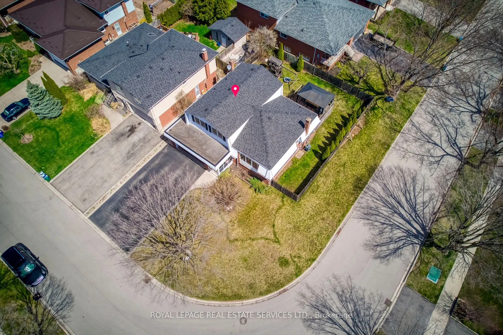 317 Ulric Crescent