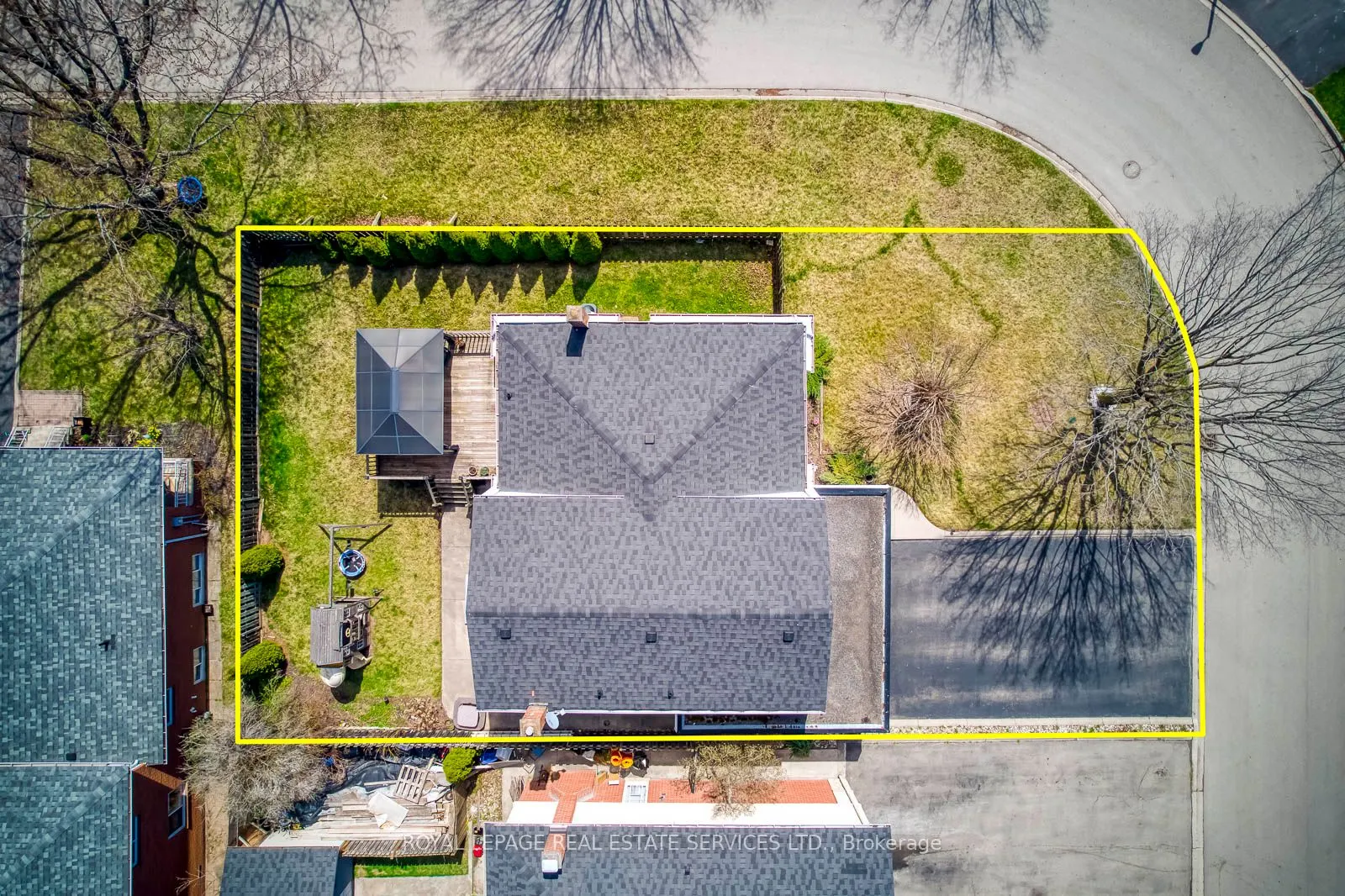 317 Ulric Crescent