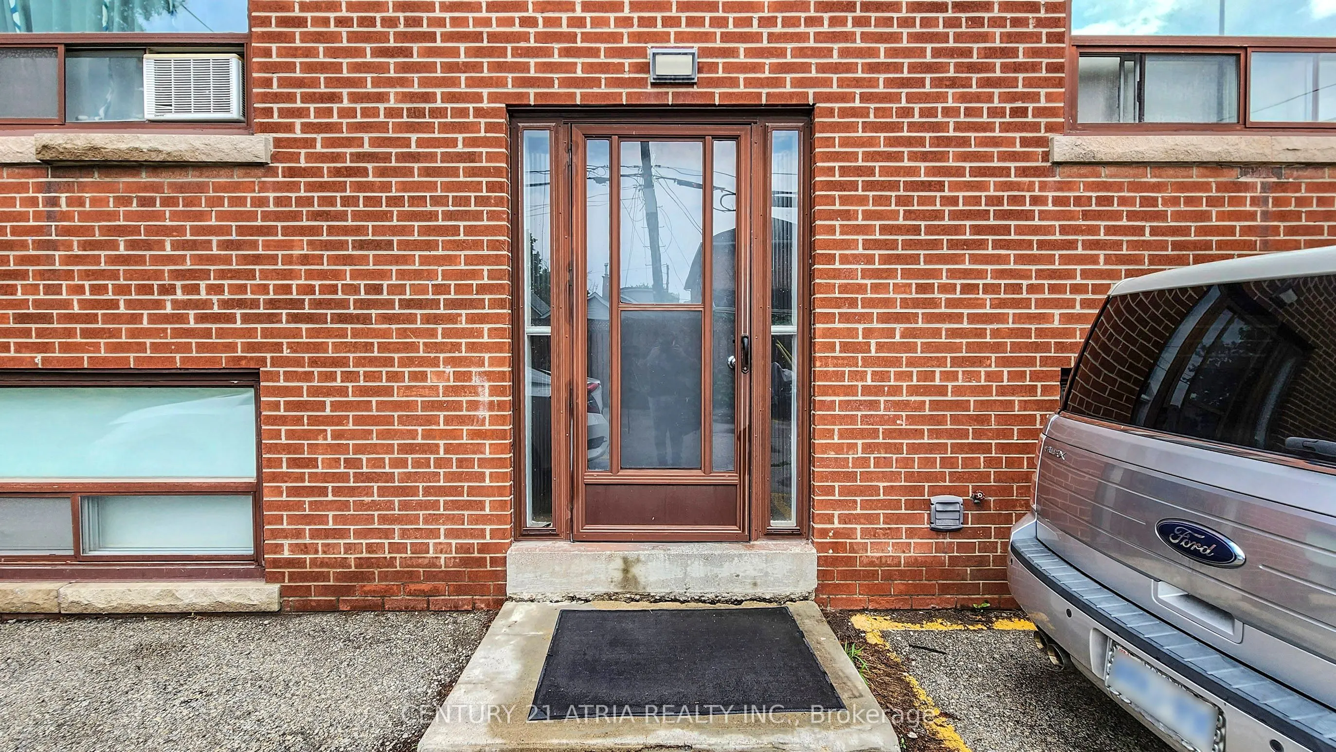 11 Evans Avenue, #6
