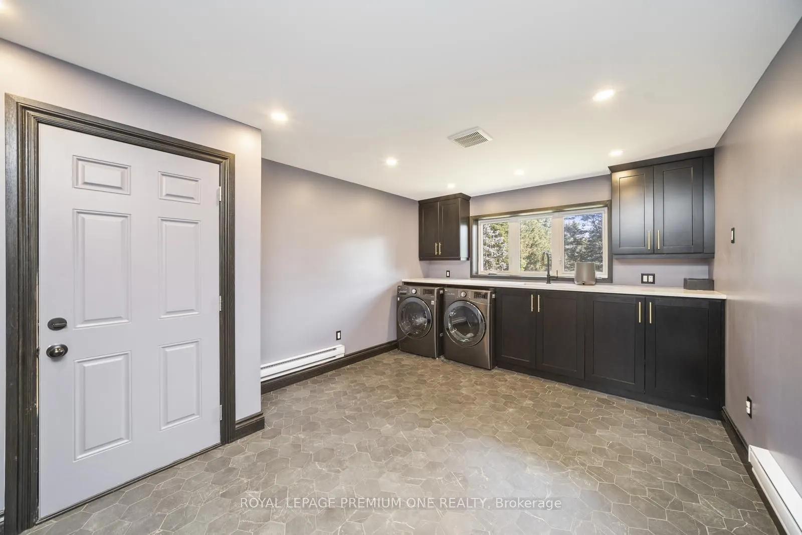 8 Beamish Court