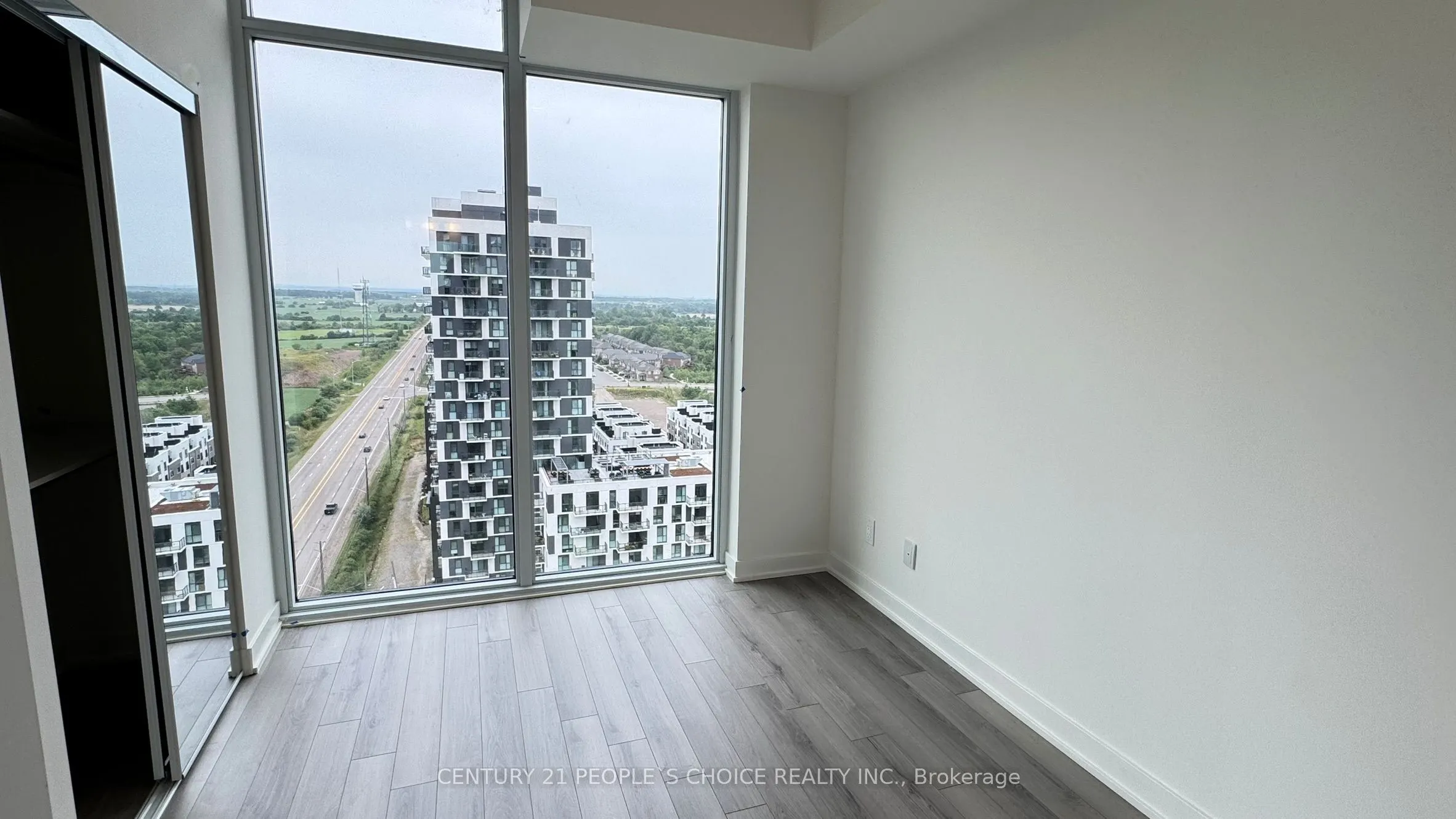 3079 TRAFALGAR Road, #1803