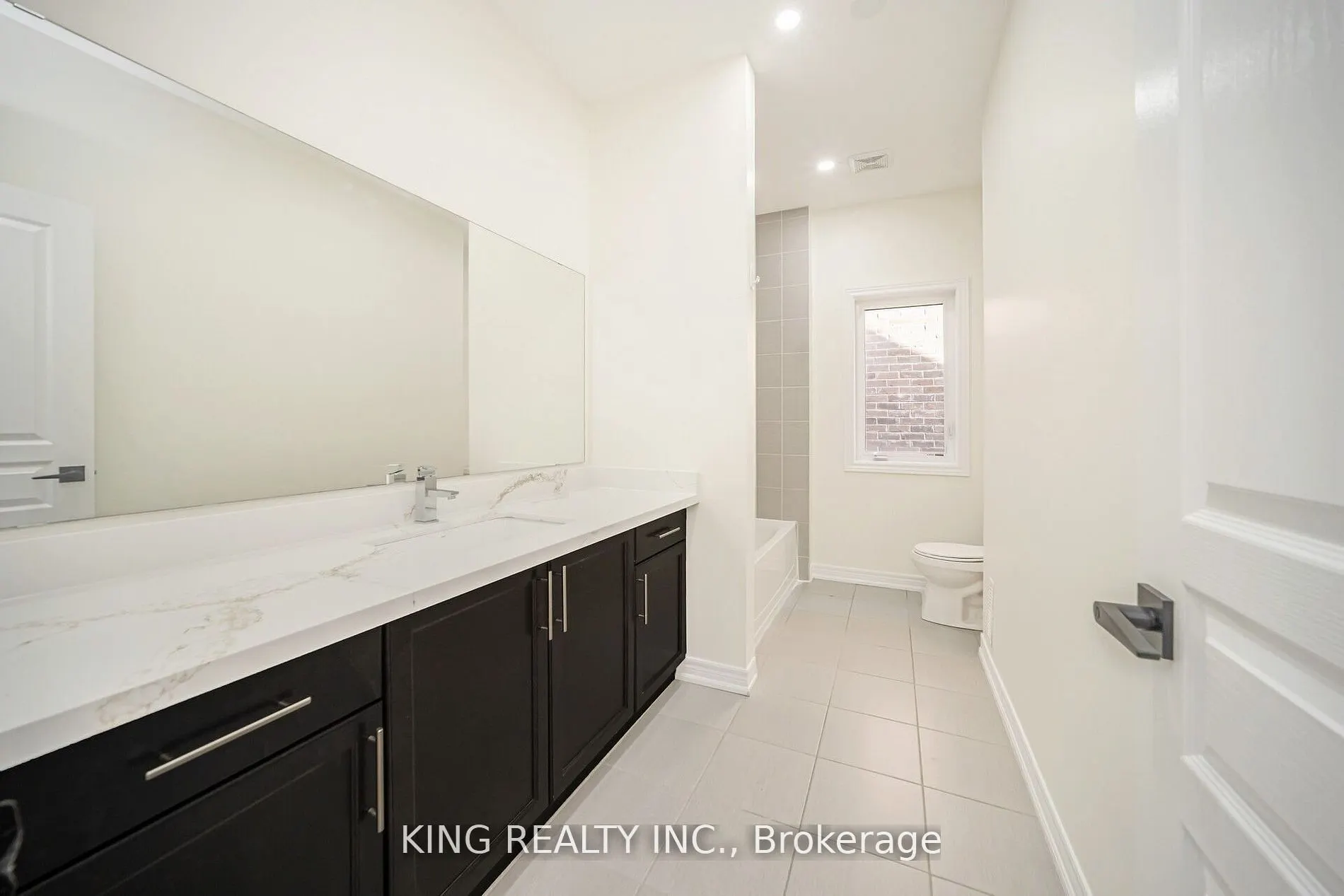 52 Haverstock Crescent