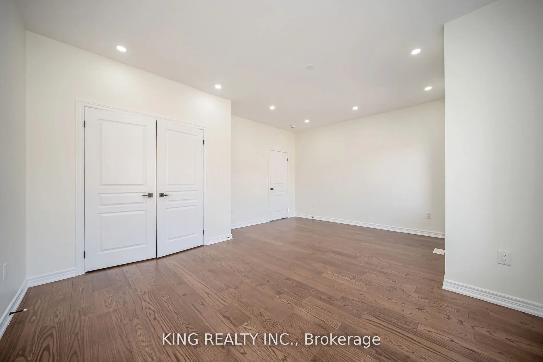 52 Haverstock Crescent