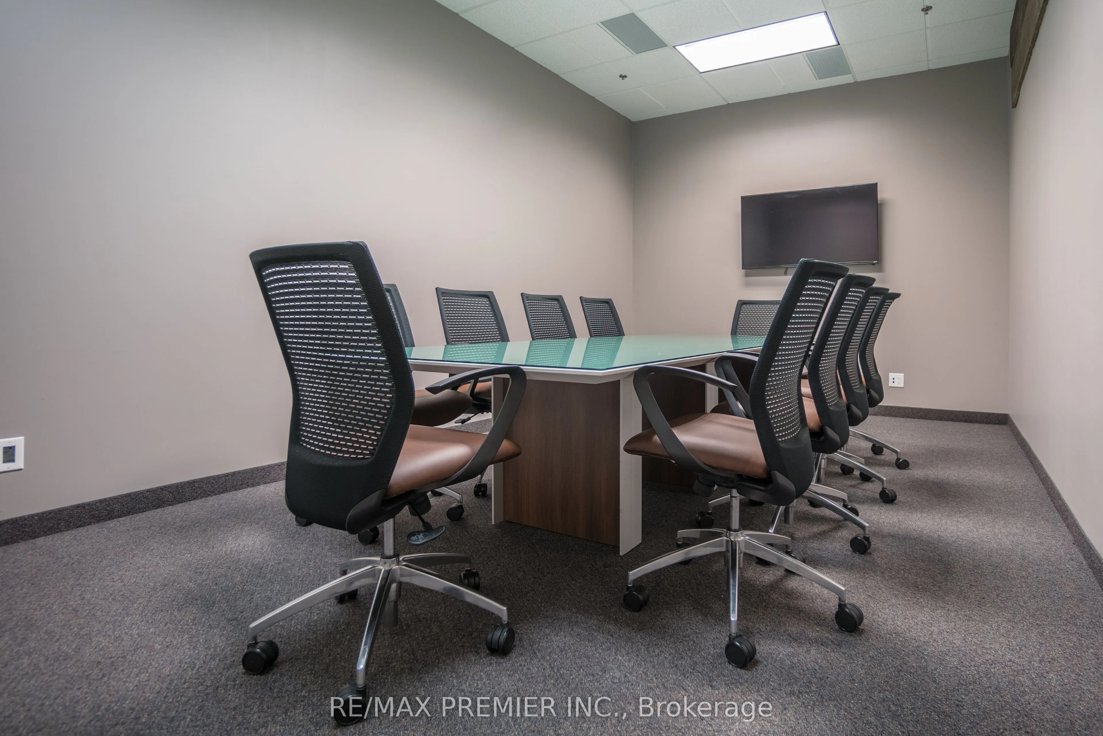 1300 Cornwall Road, #201-E
