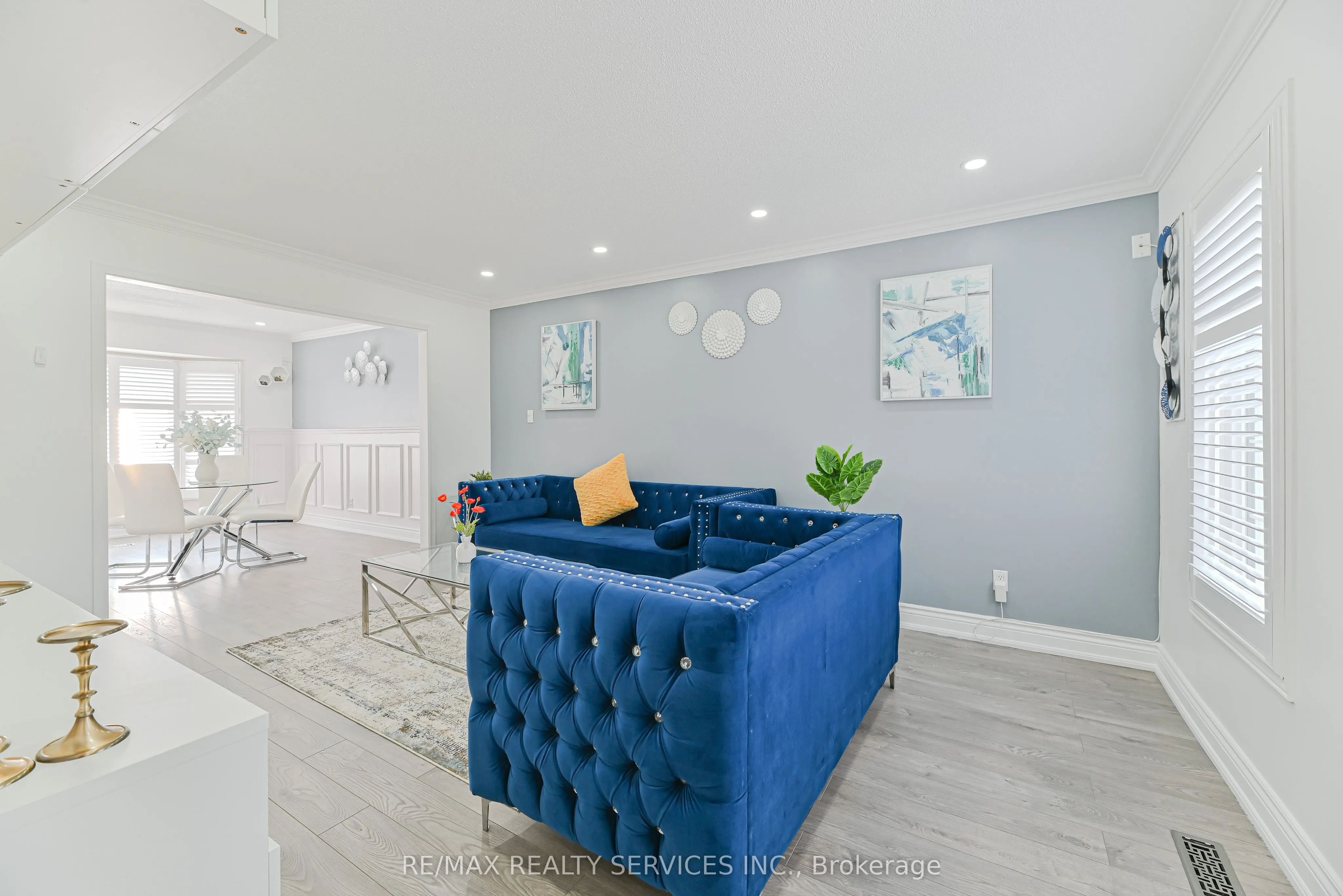 29 Leneck Avenue