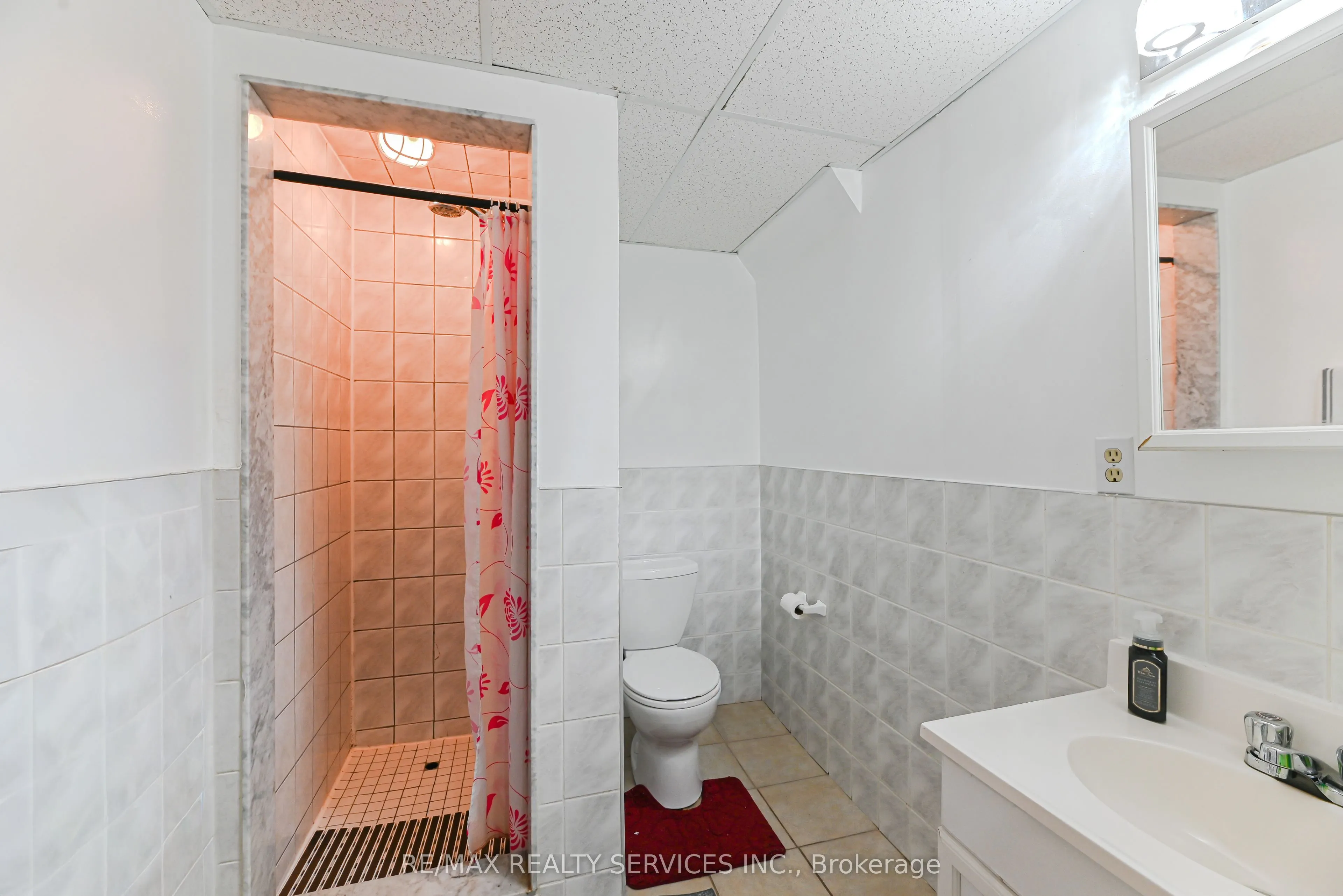 29 Leneck Avenue