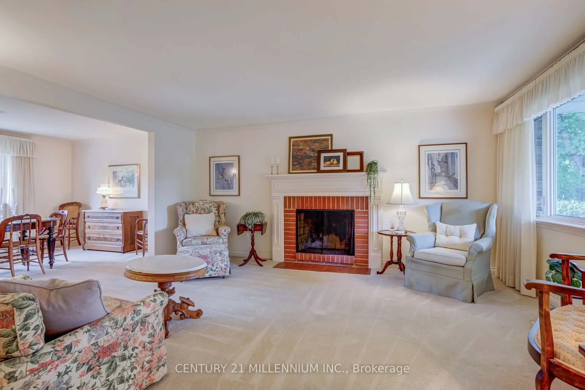 12 Alderway Avenue