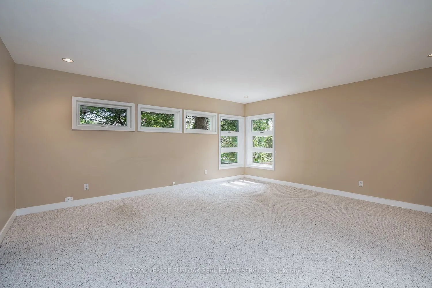 4189 Inglewood Drive