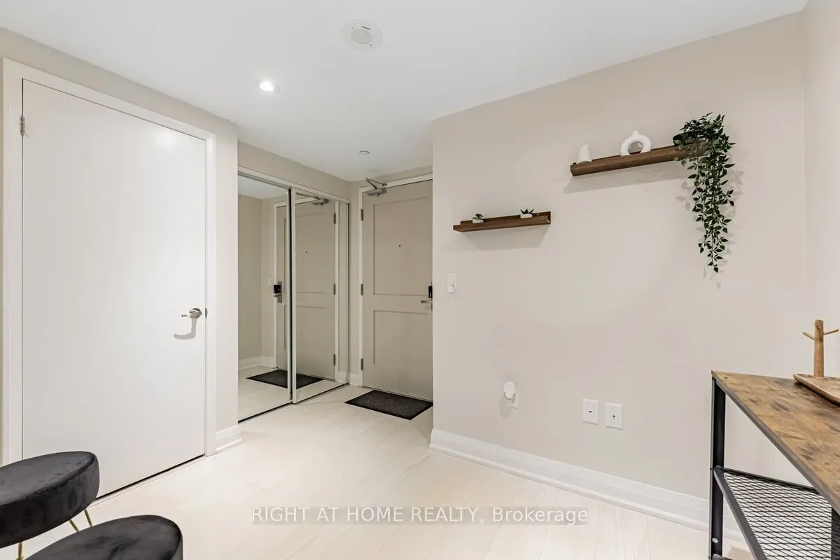 26 gibbs Road, #339