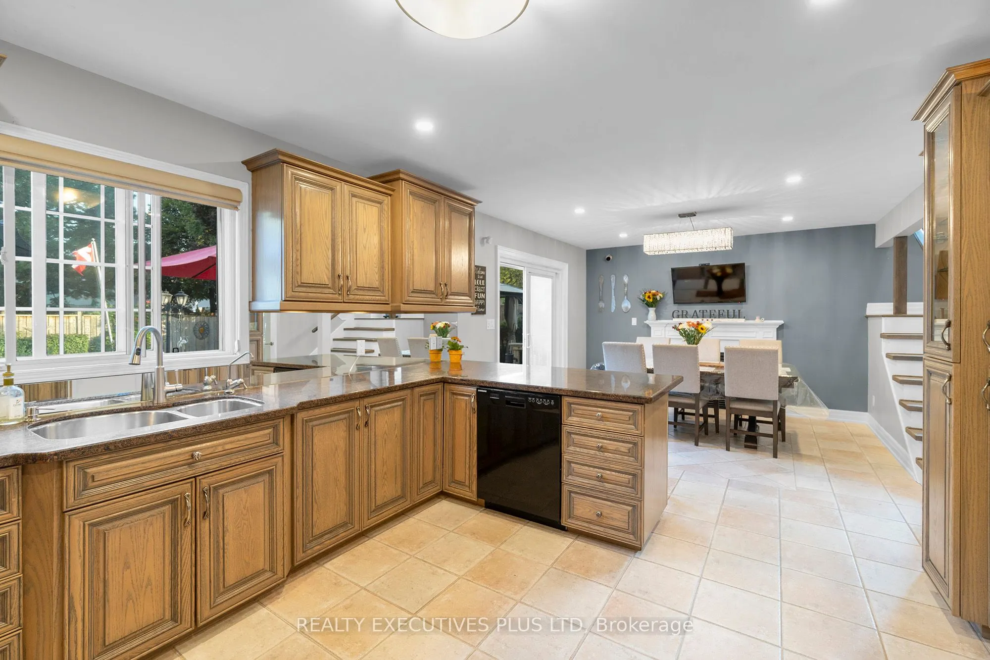 16 Melita Place