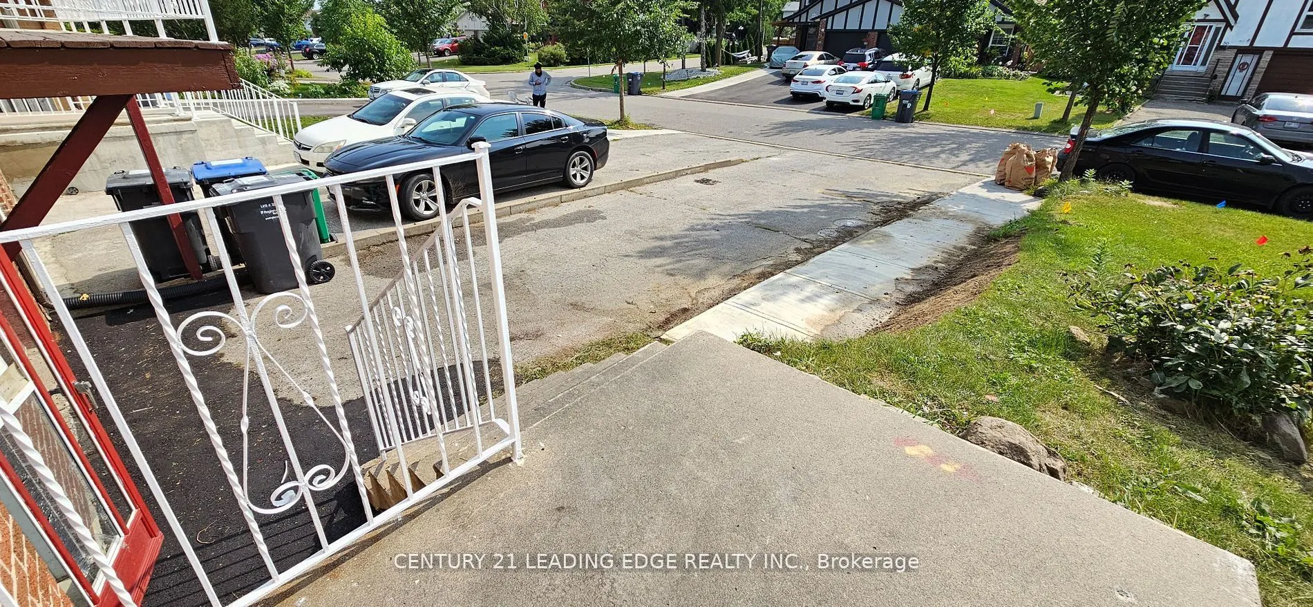 39 Mallard Crescent, #Upper