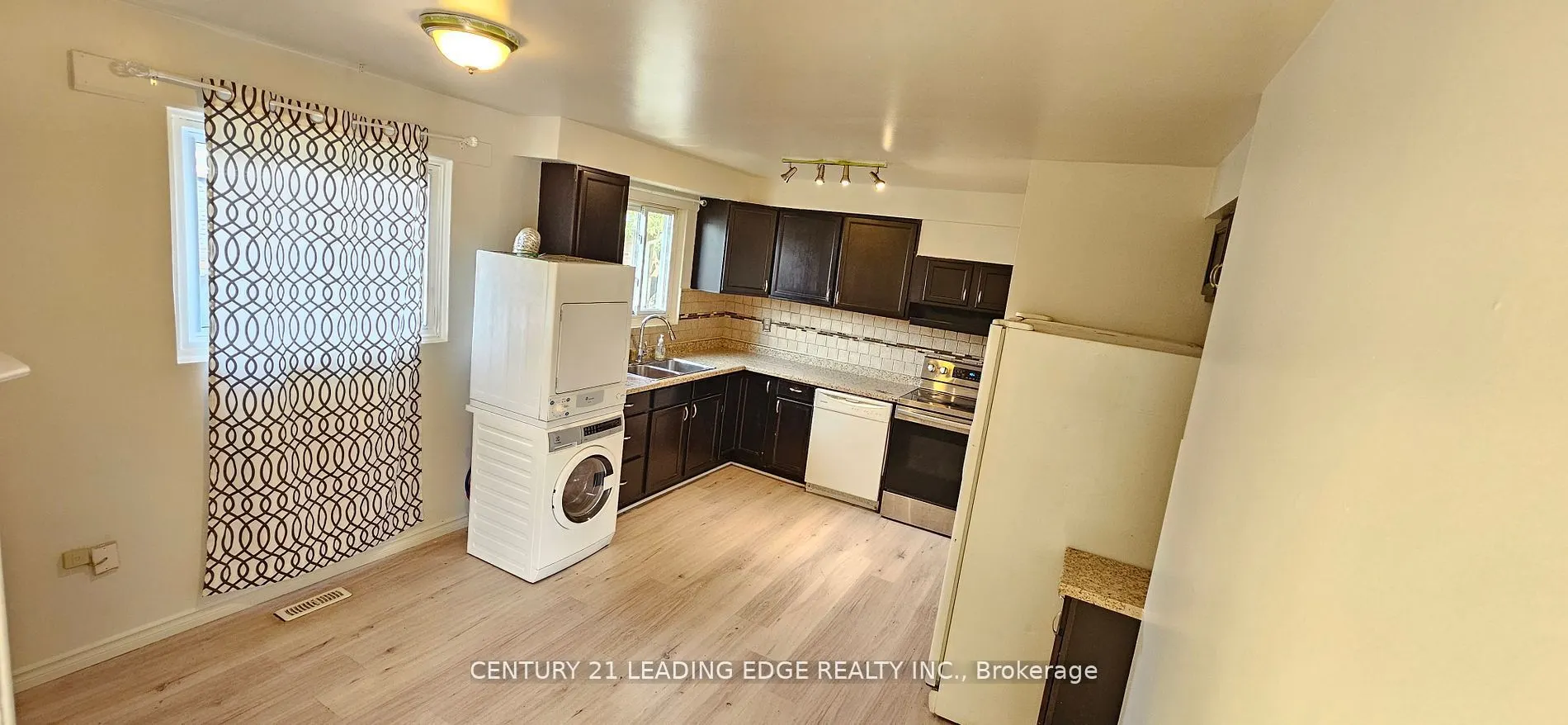 39 Mallard Crescent, #Upper