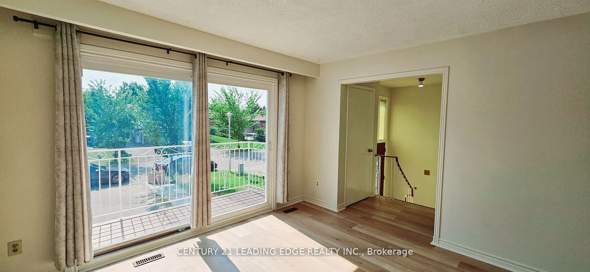 39 Mallard Crescent, #Upper
