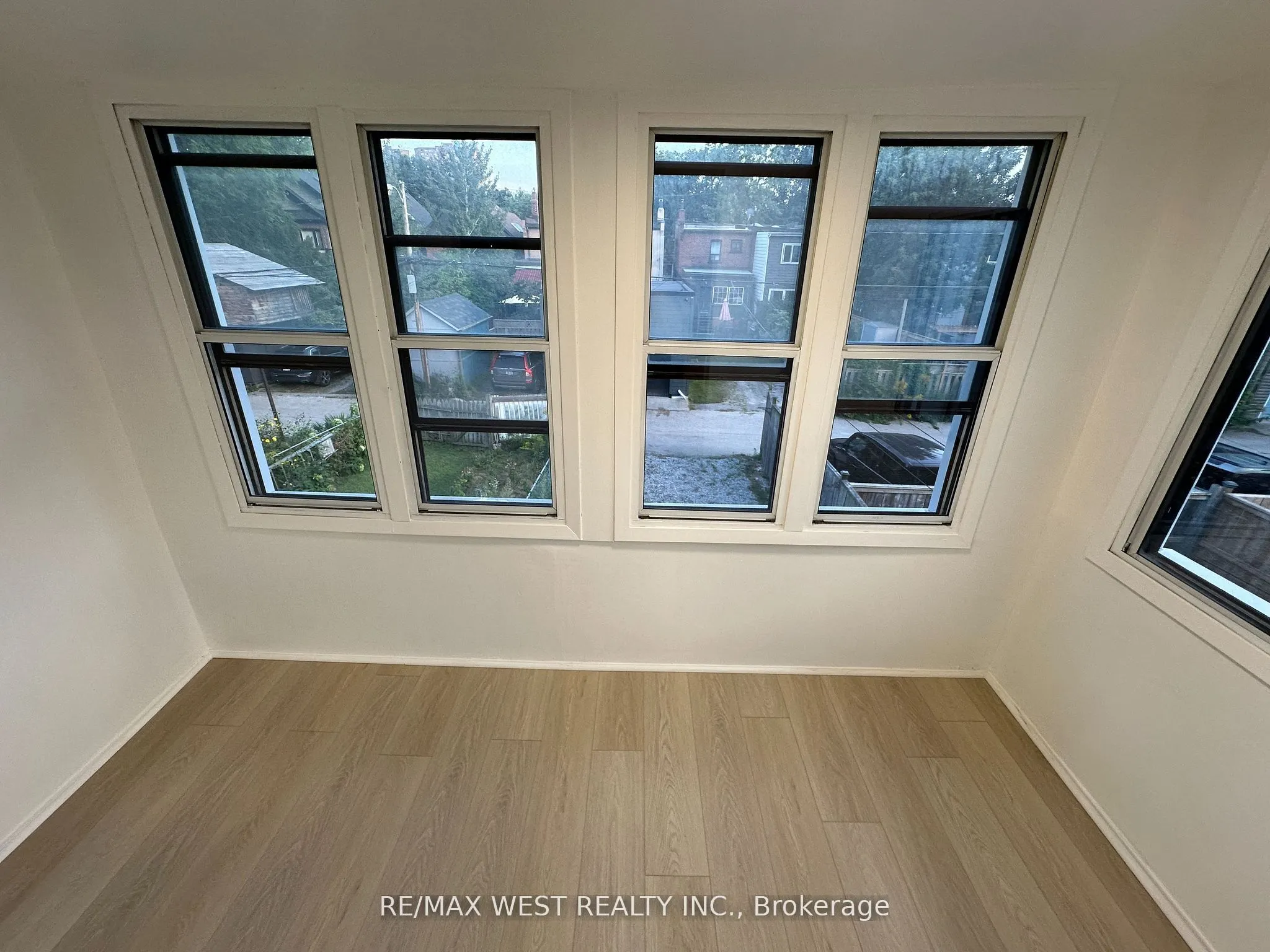 19 Jerome Street, #2nd