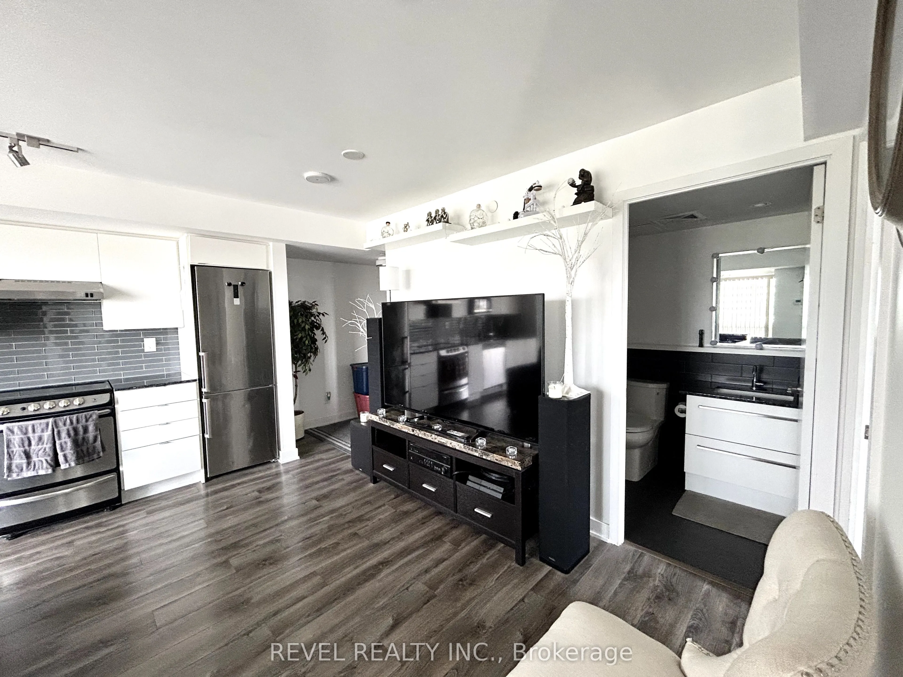 160 Flemington Road, #614