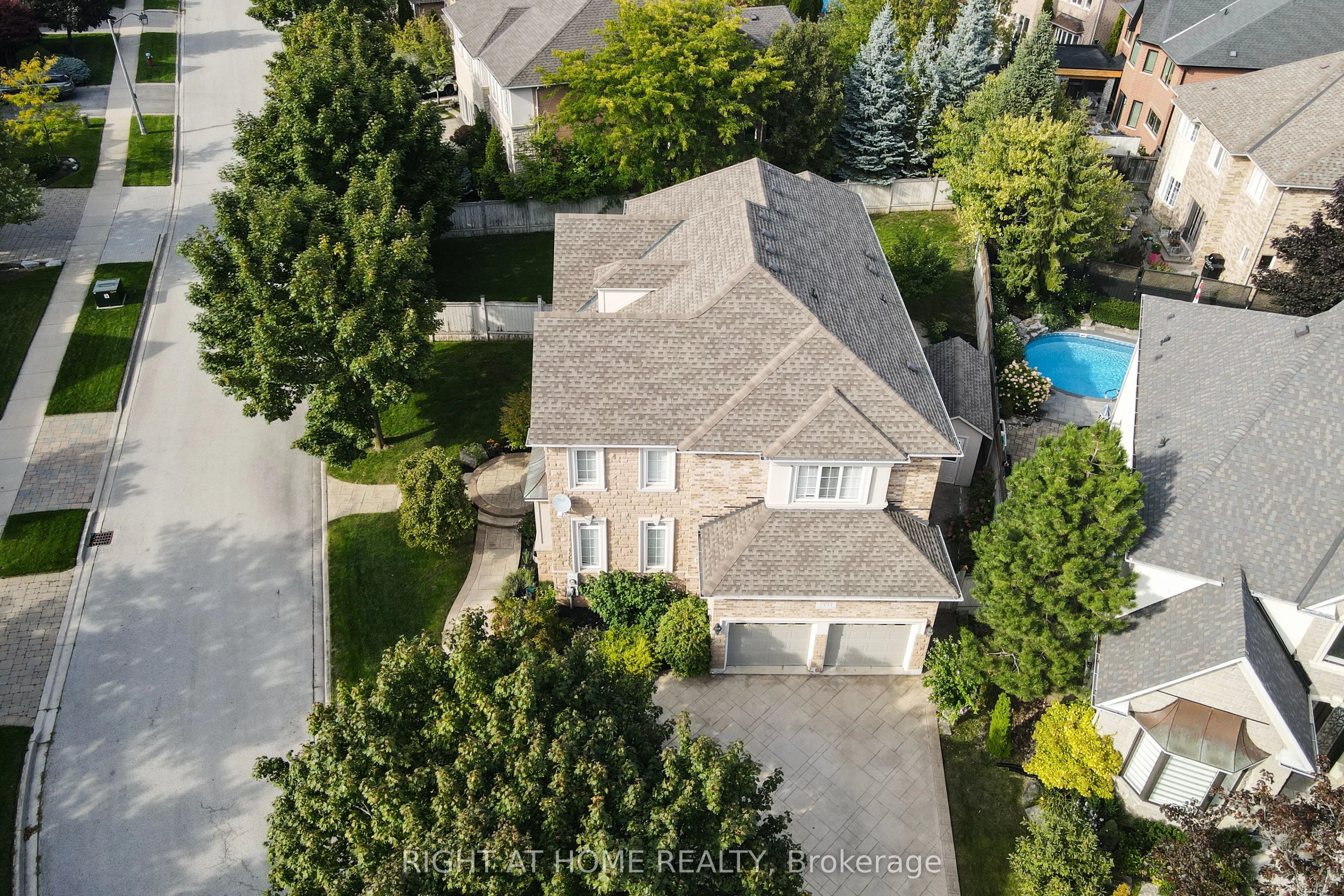 2435 VALLEY FOREST Way