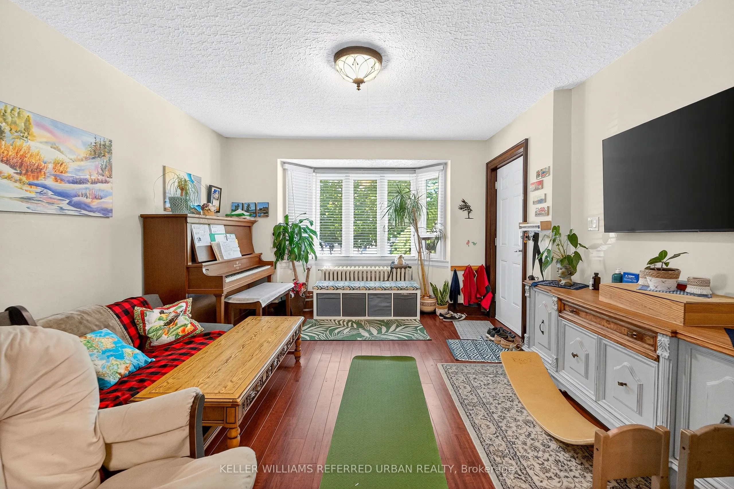 93 Northcliffe Boulevard